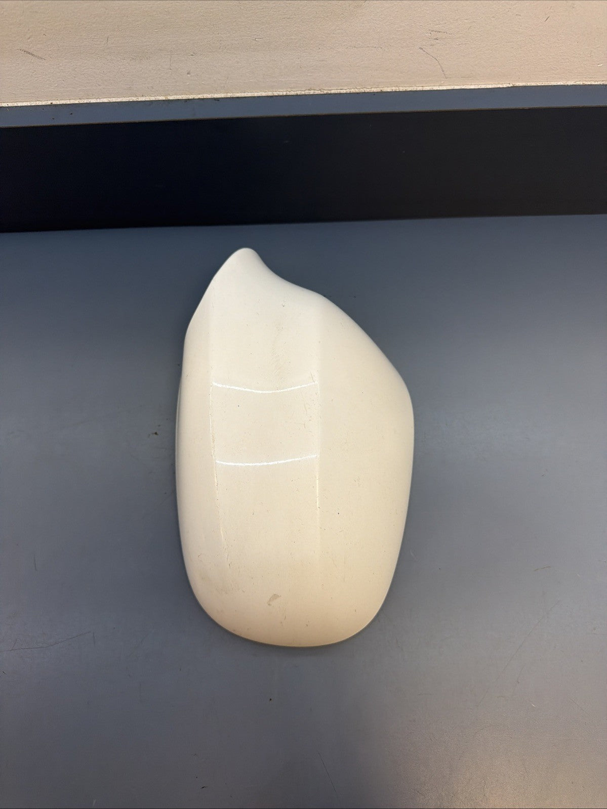 BMW E90 3 Series Left‑hand Door Mirror Cover/Trim Cap white LCI  A3335435