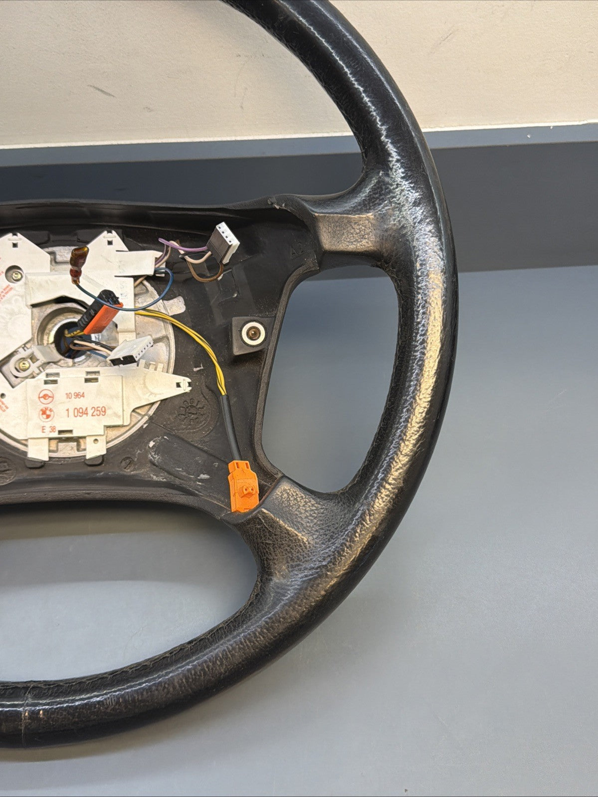 95-03 Bmw E38 740 750 540 Left Driver Leather Steering Wheel Black Trim 1094259