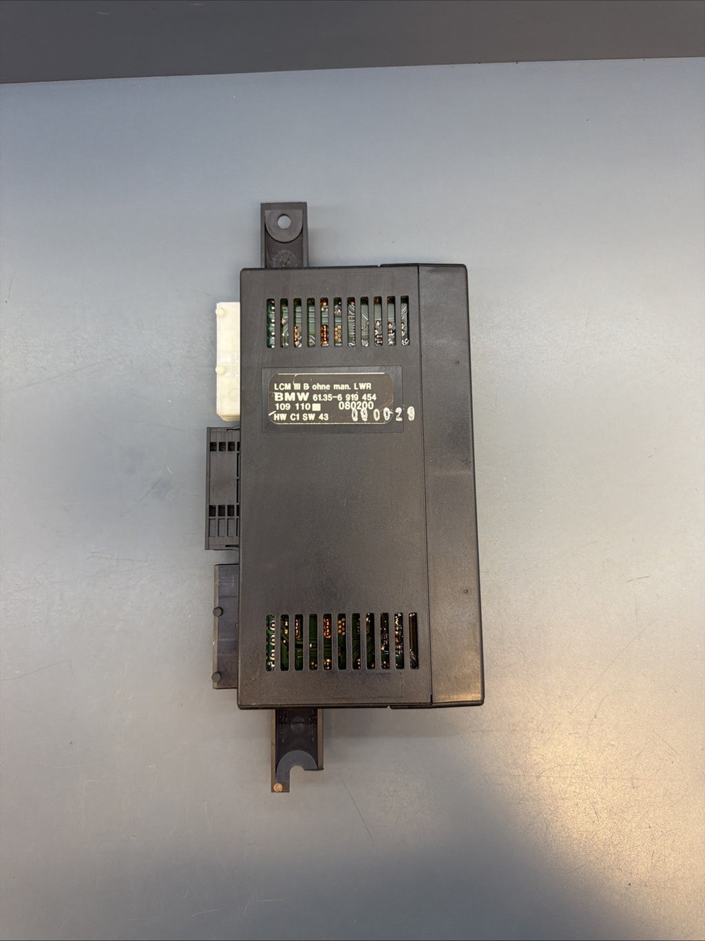 BMW OEM E38 E39 E53 528 540 740 M5 X5 LIGHT CONTROL MODULE LCM 3 III LWR 6919454