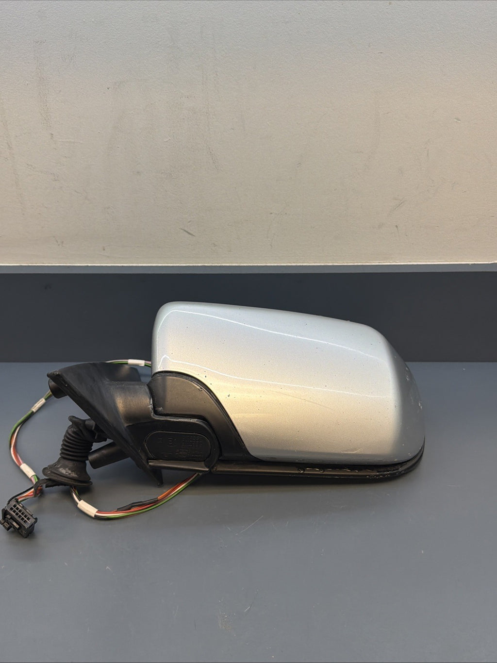 98-03 BMW E39 528i 540i Left Driver Side Rear View Mirror 0117351 0117352 OEM