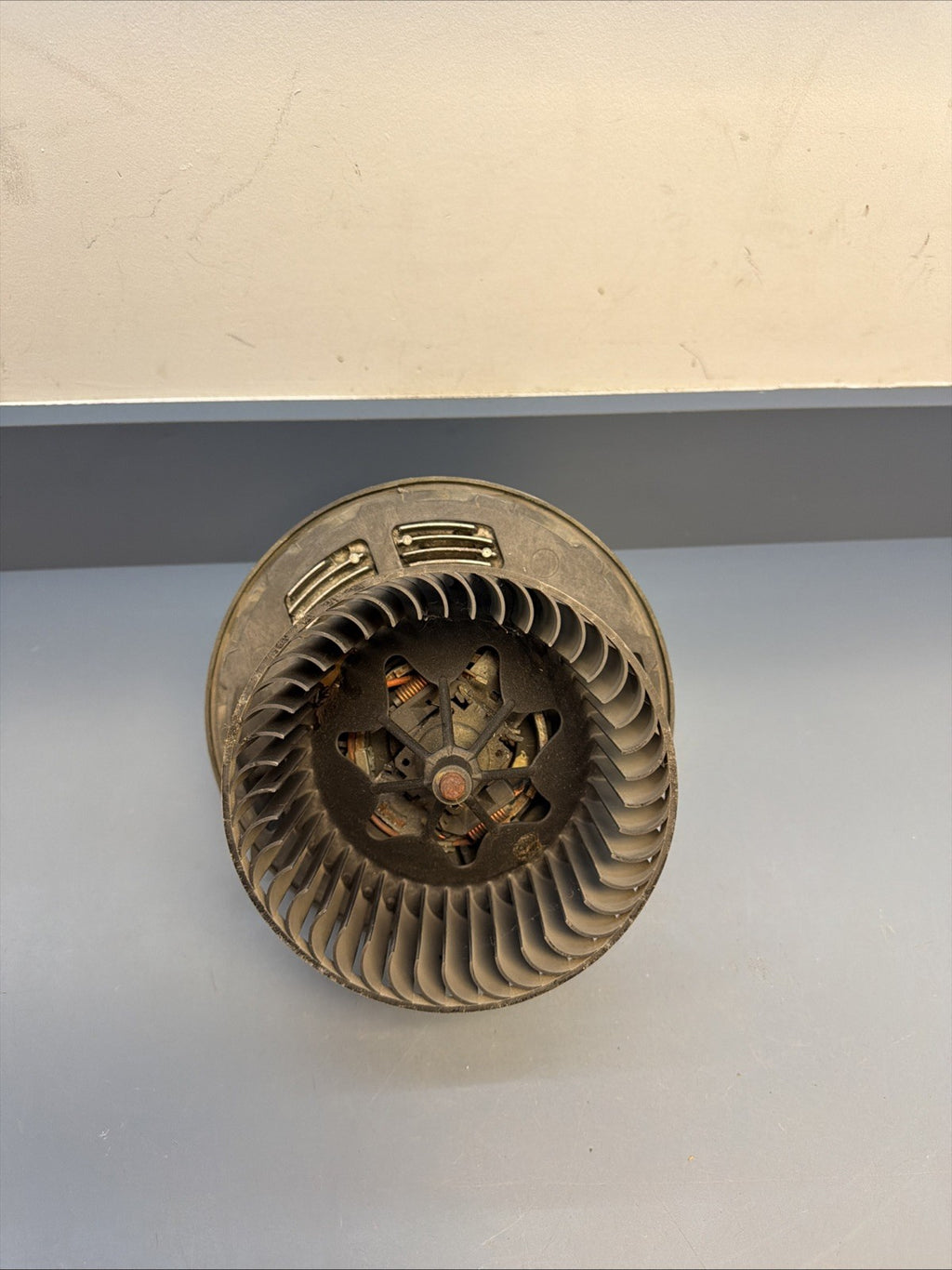 2012-2015 BMW X1 E84 A/C HEATER BLOWER MOTOR FAN ASSEMBLY GENUINE OEM 9928496