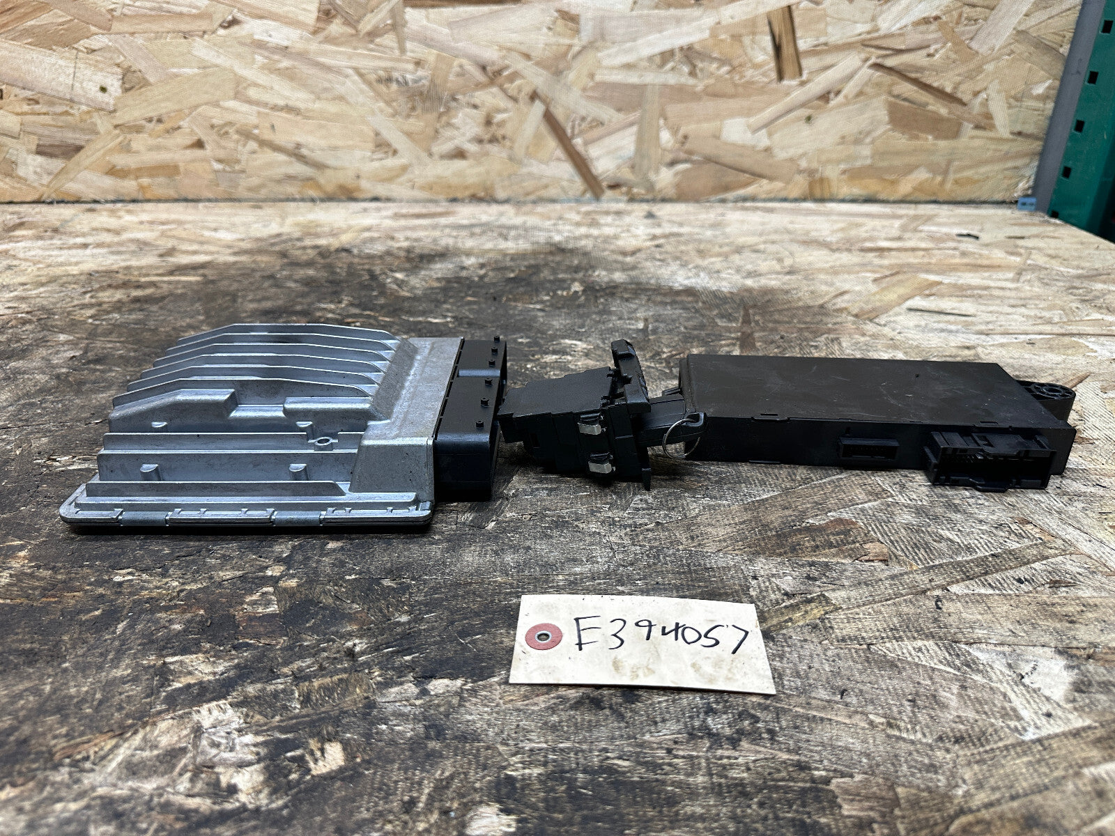 BMW 5-16 1 3 5 SERIES X6 Z4 N54 N54T ENGINE ECU+CAS+KEY MSD81 SET 7611358