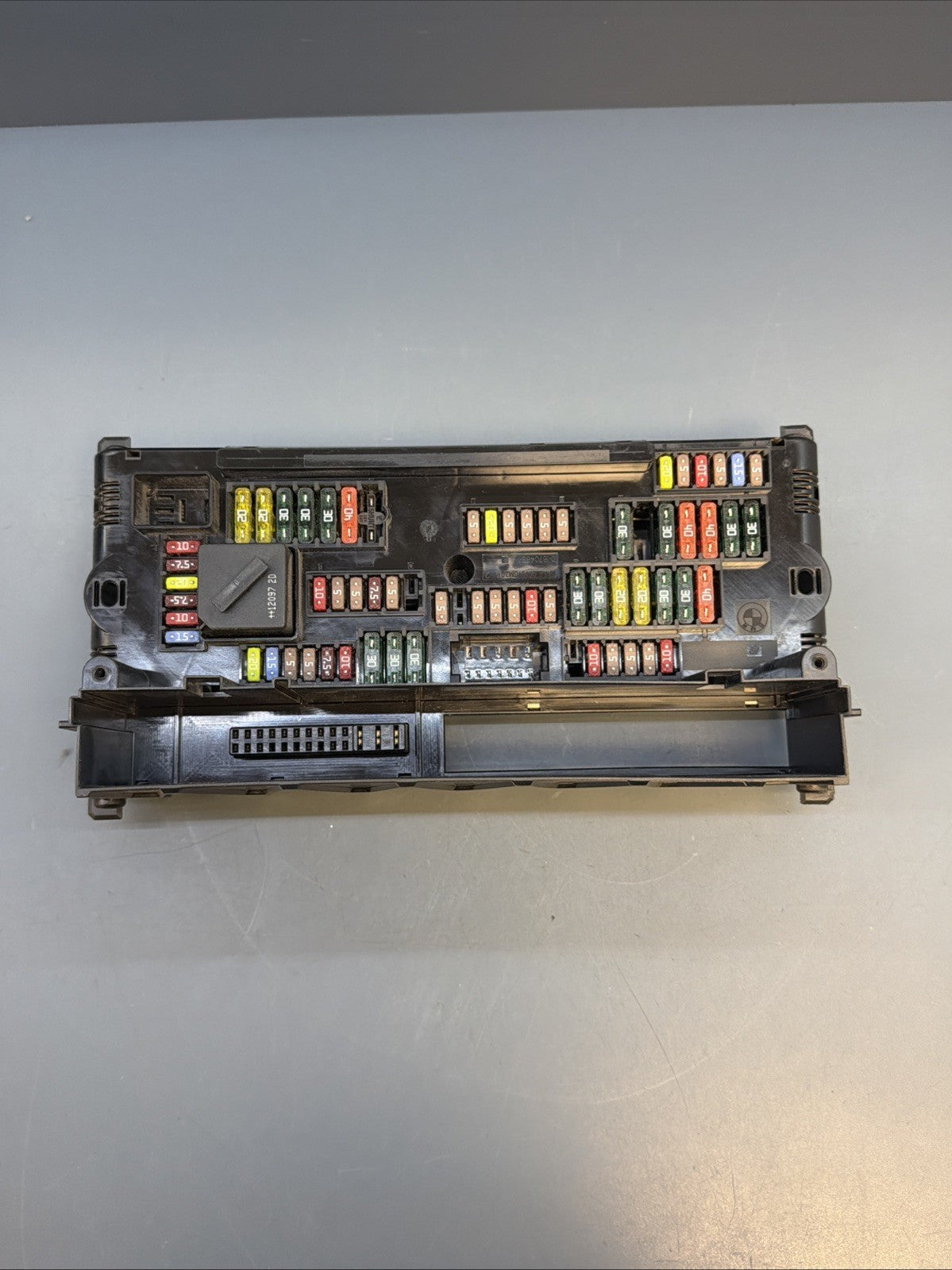 2011 - 2016 BMW M5 550i 535i 528i BCM Body Control Module Fuse Box 9252815 OEM