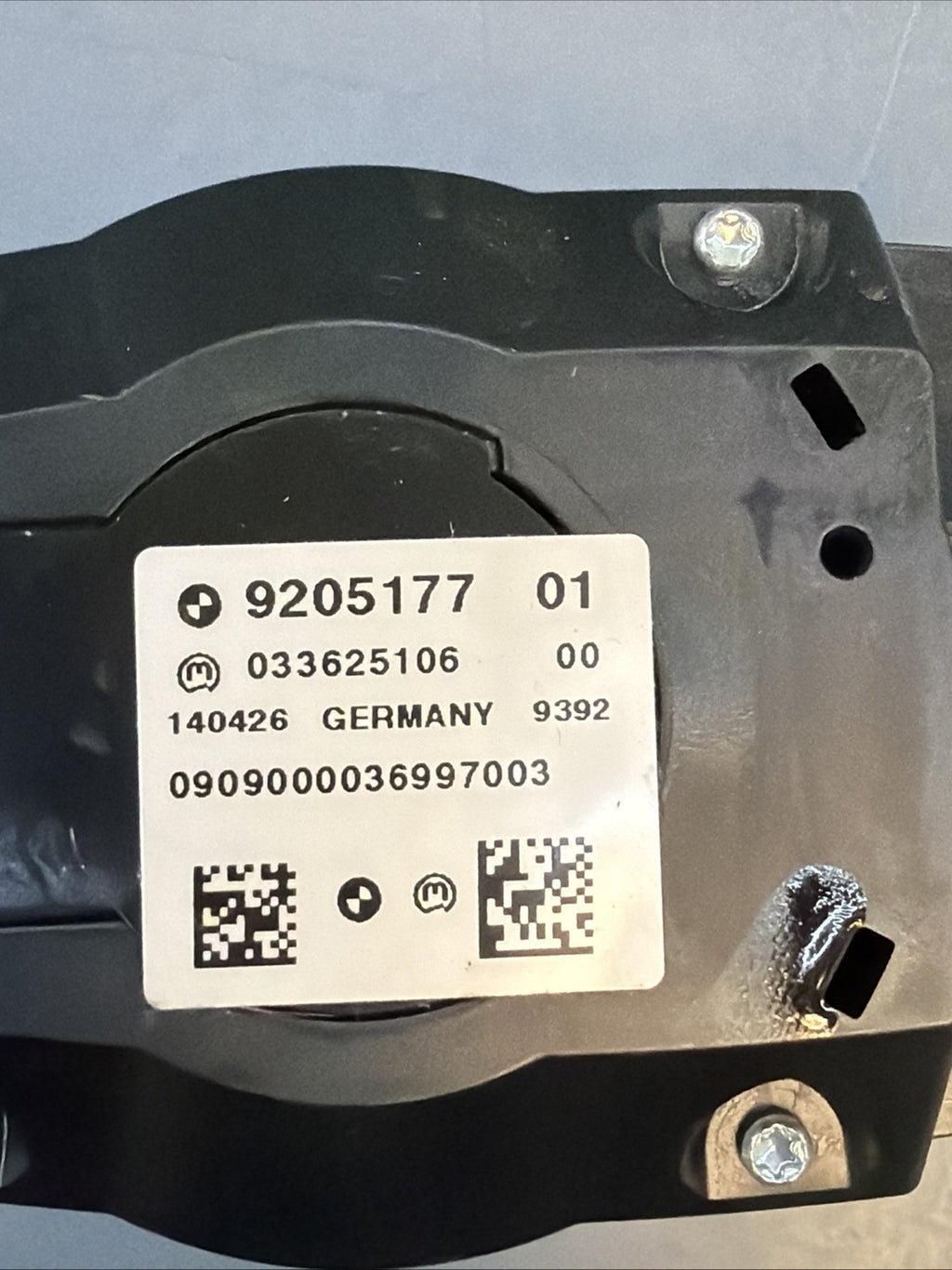 07-14 BMW E70 E71 E72 E60 E63 E81 E88 E90 E92 E84 X5 Media CONTROL 9205177