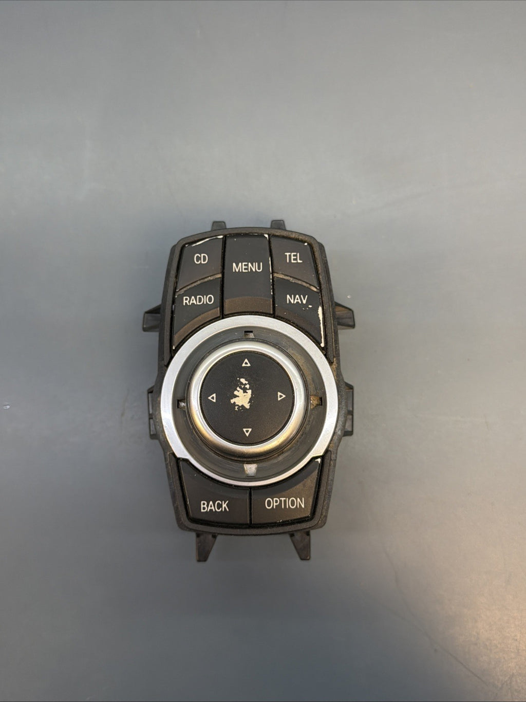 07-14 BMW E70 E71 E72 E60 E63 E81 E88 E90 E92 E84 X5 Media CONTROL 9205177