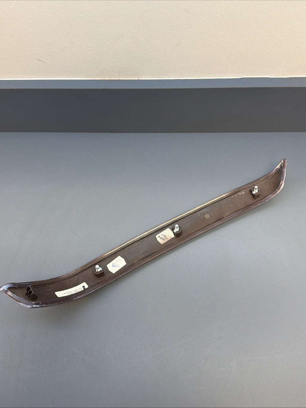 2009-2012 BMW E90 E91 328i REAR LEFT DOOR TRIM MOULDING 9169711