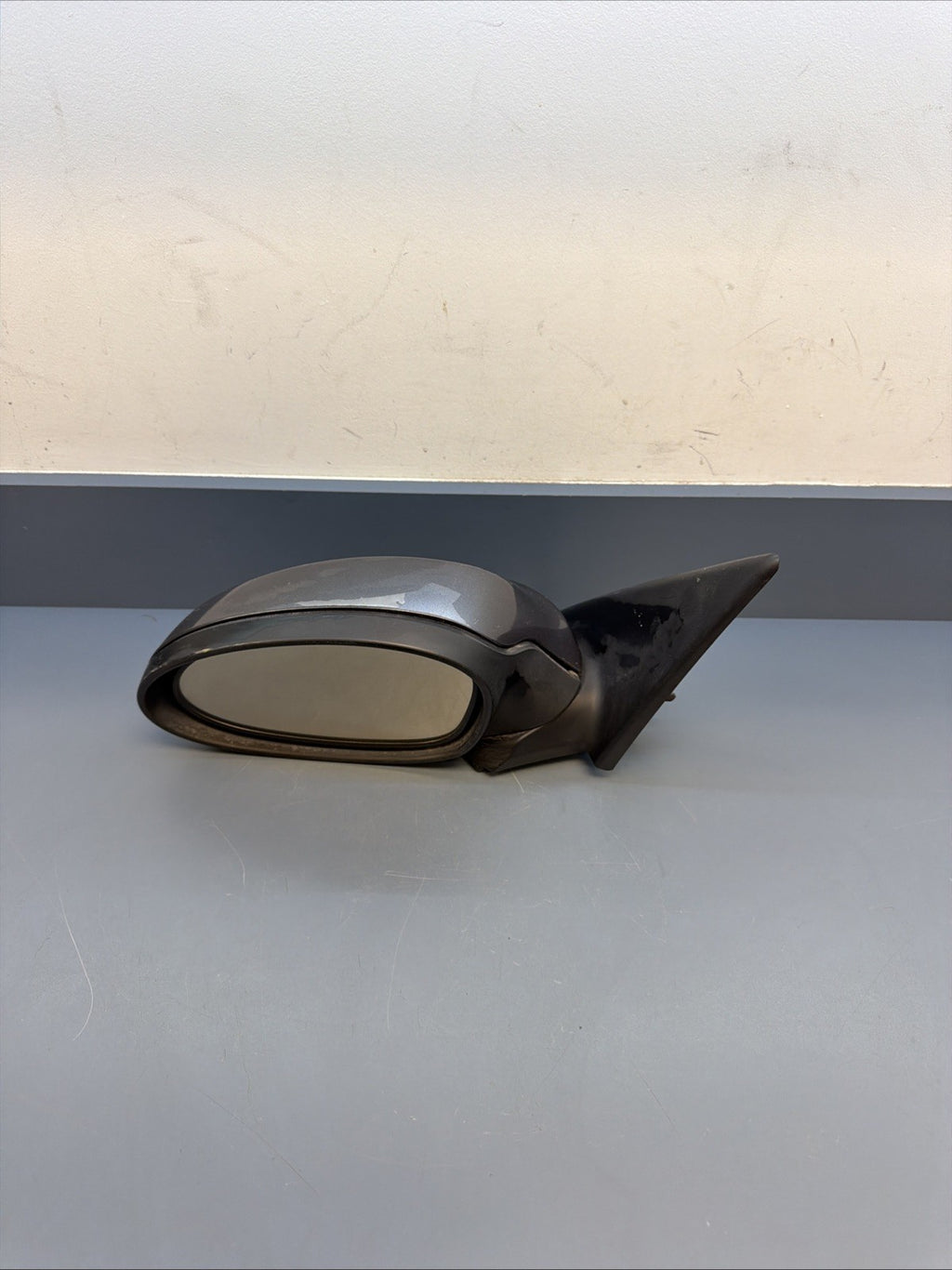 06-08 BMW E90 E91 325i Front Left Driver Side Rear View Mirror OEM