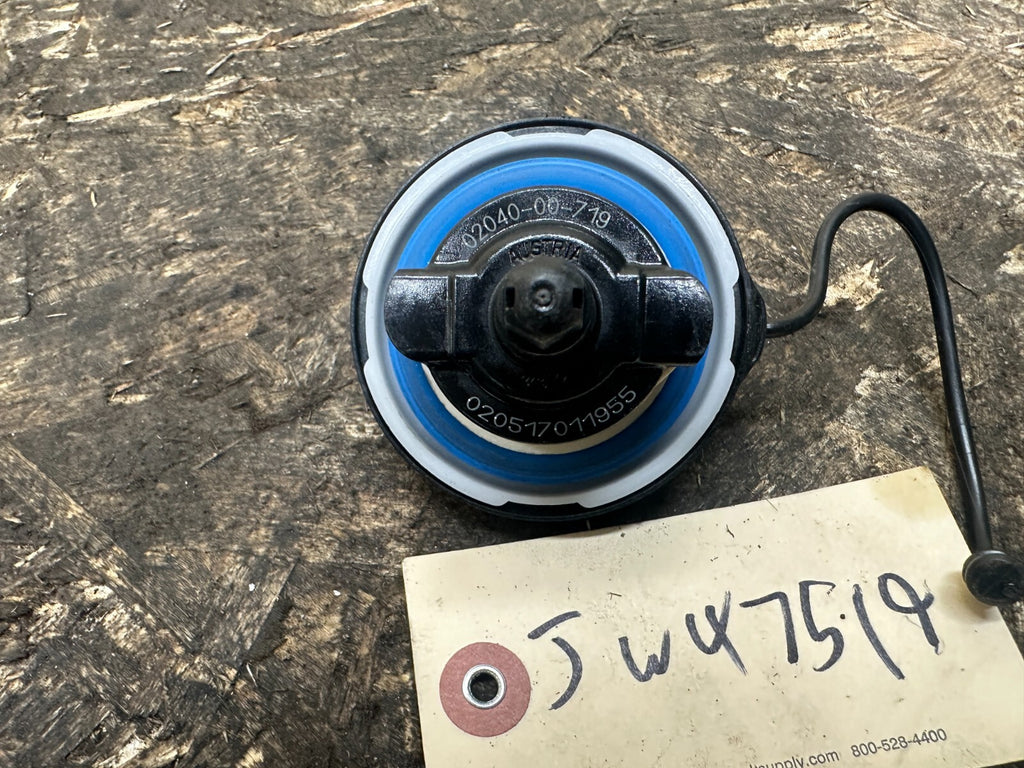BMW 97-06 E46 E93 E52 3 5 SERIES Z8 FUEL FILLER GAS CAP OEM 020517077955