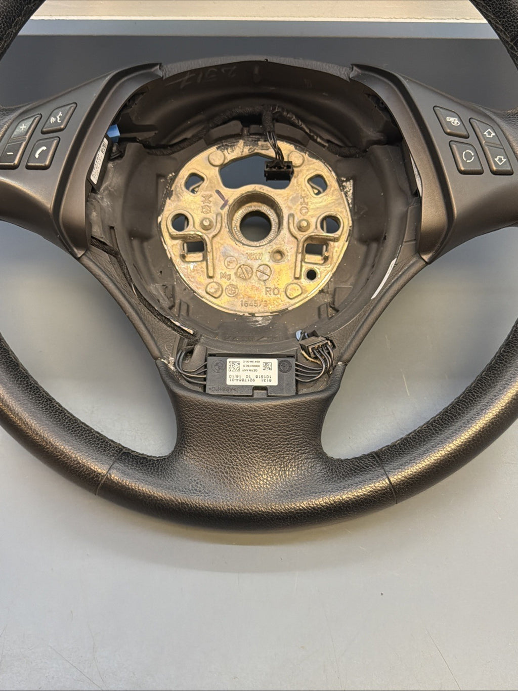 2007-2013 BMW E90 E91 E92 328 335i 335d Steering Wheel OEM 4445004218