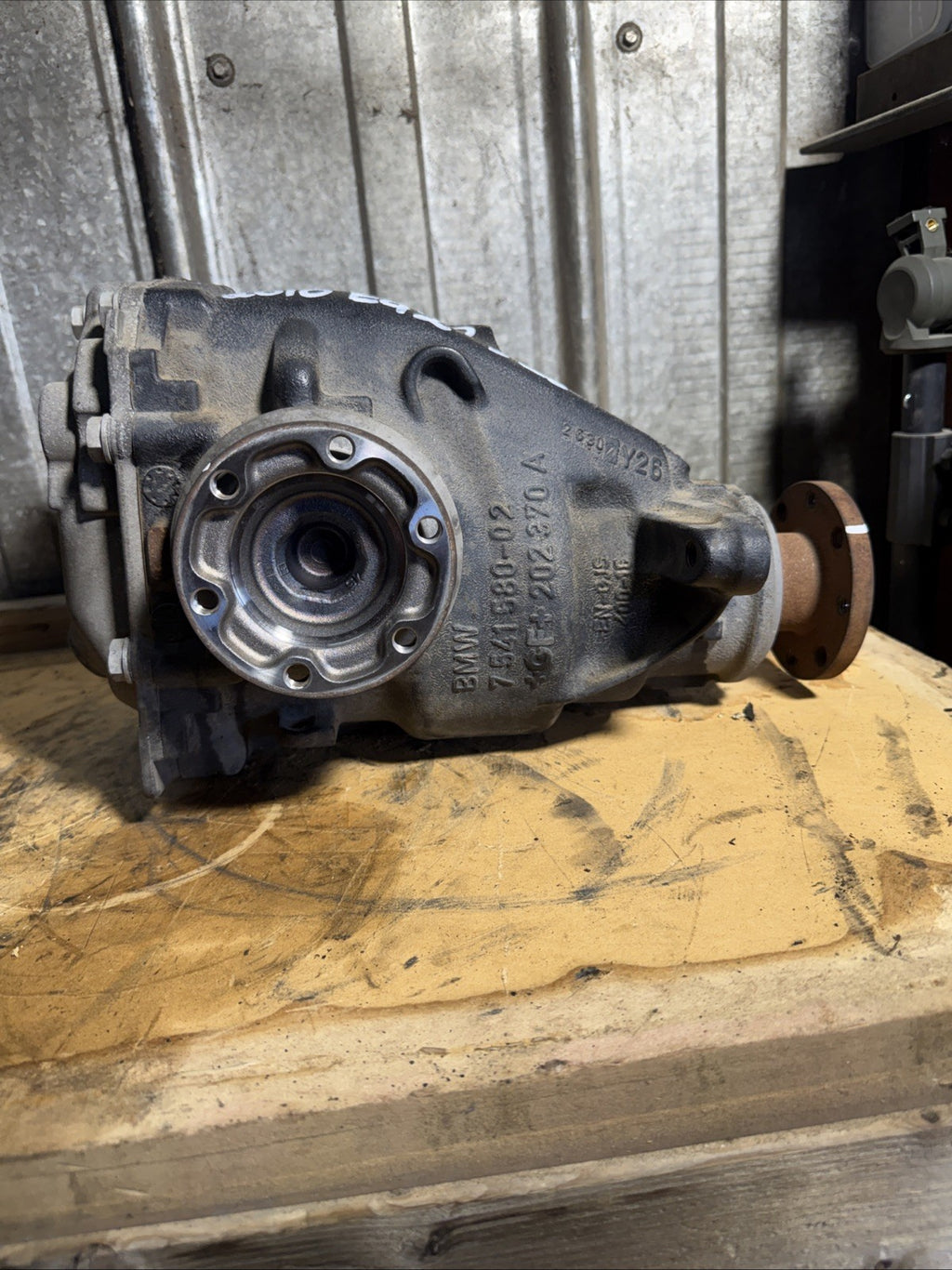 BMW REAR DIFFERENTIAL E90 328 SERIES  FINAL DRIVE 3.73 7566179