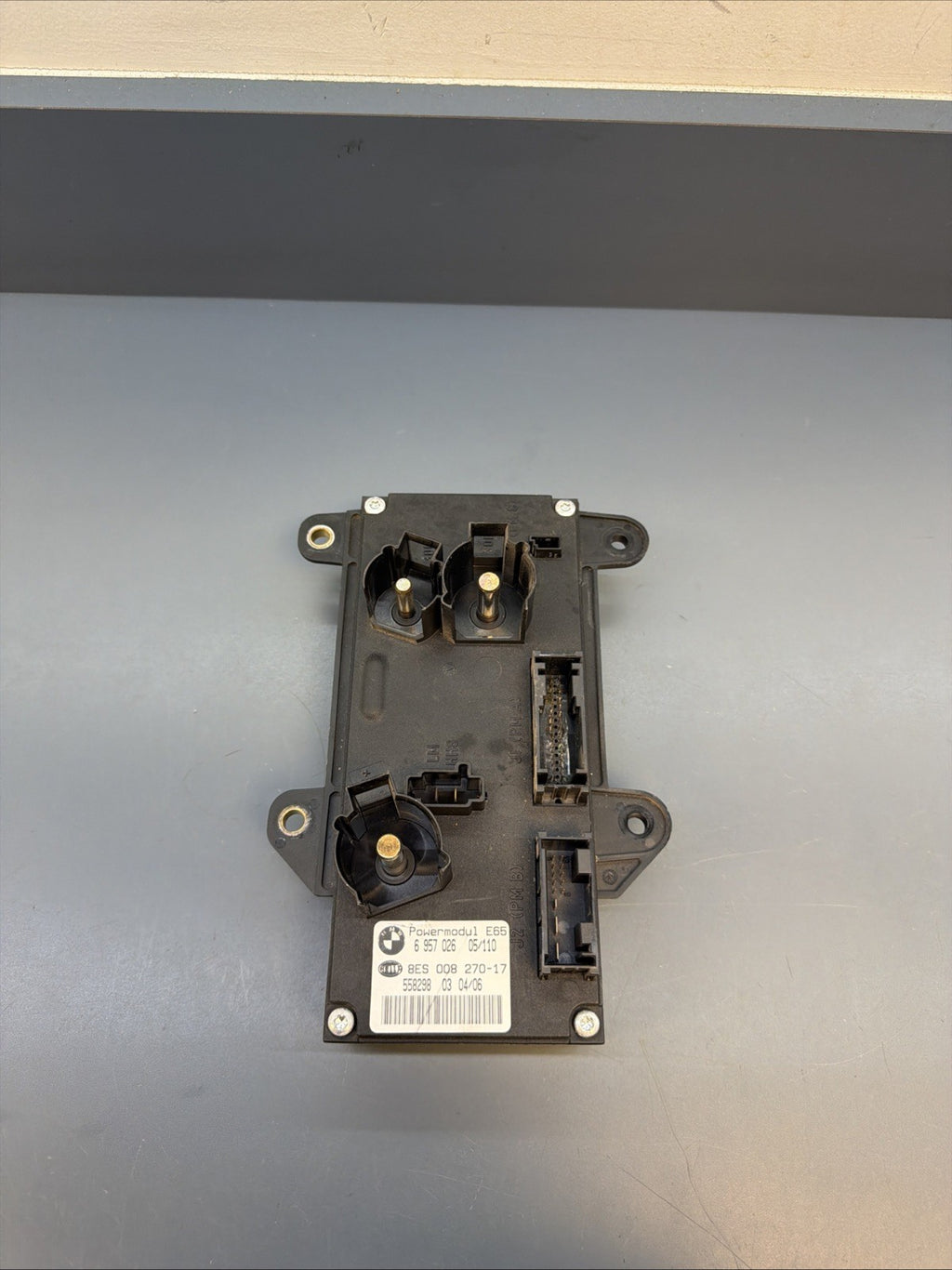 2006 - 2008 BMW 750I E65 Body Power Distribution Control Module 6957026 OEM
