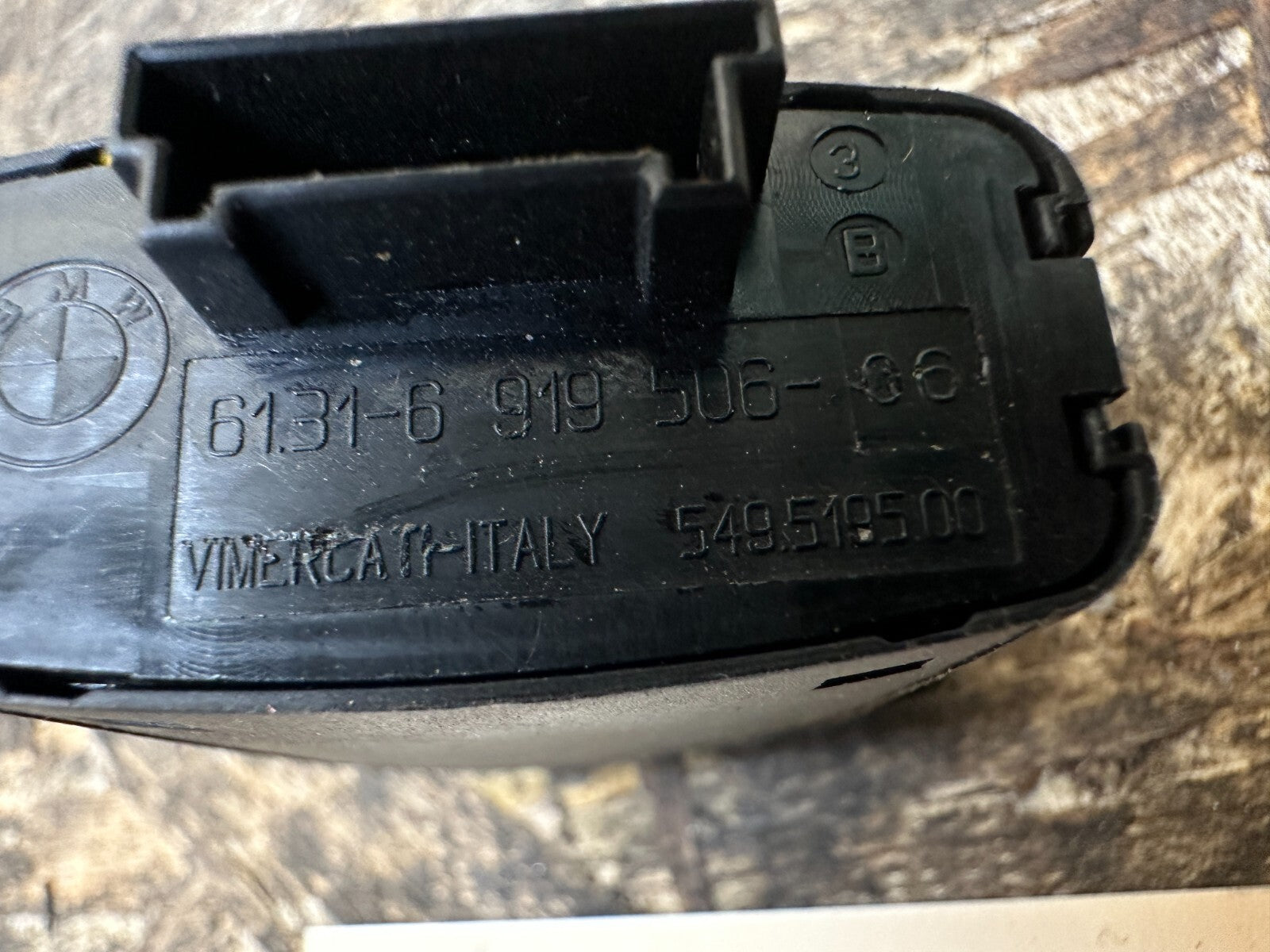 BMW 2007-2014 E70 X5 FRONT HAZARD BUTTON DOOR LOCK CONTROL SWITCH OEM 6919506