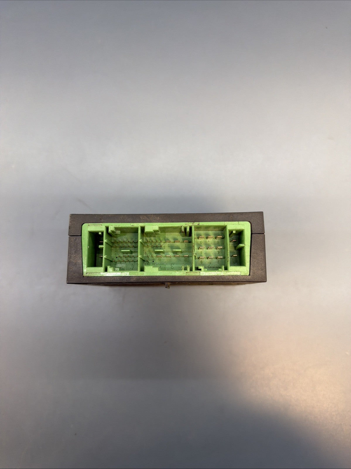 OEM BMW E60 E61 E63 E64 E65 E66 E67 E53 Phantom Integrated Supply Module 7510638