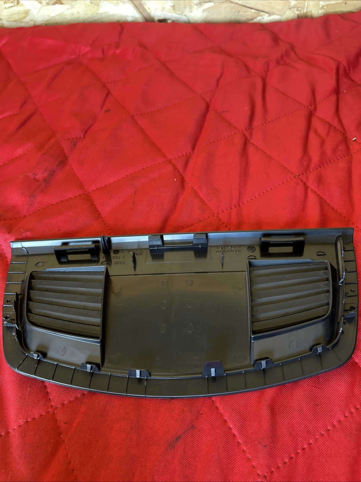 OEM BMW E90 E92 335i M3 Front Dash Panel Air Vent Cover & Frame 7130744 7123751