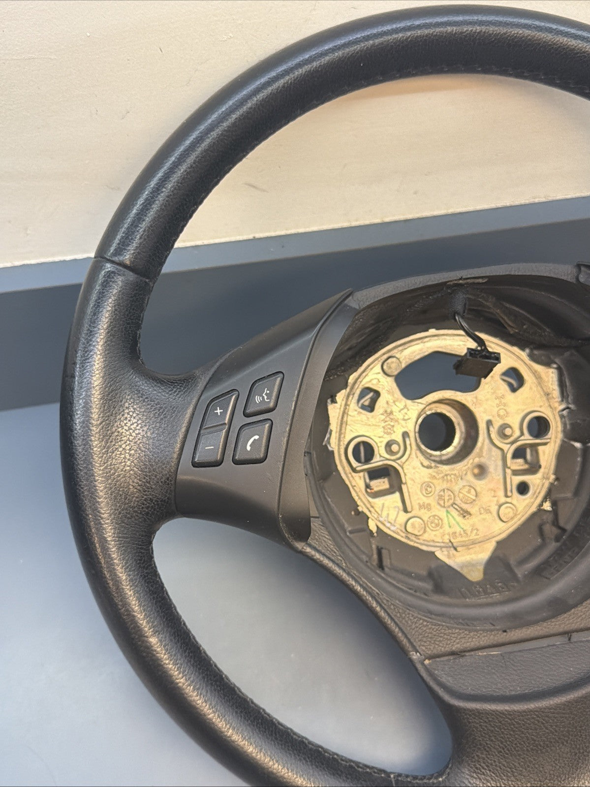 BMW 2006-2012 E90 E9X 3 SERIES BLACK LEATHER STEERING WHEEL OEM 3375E901