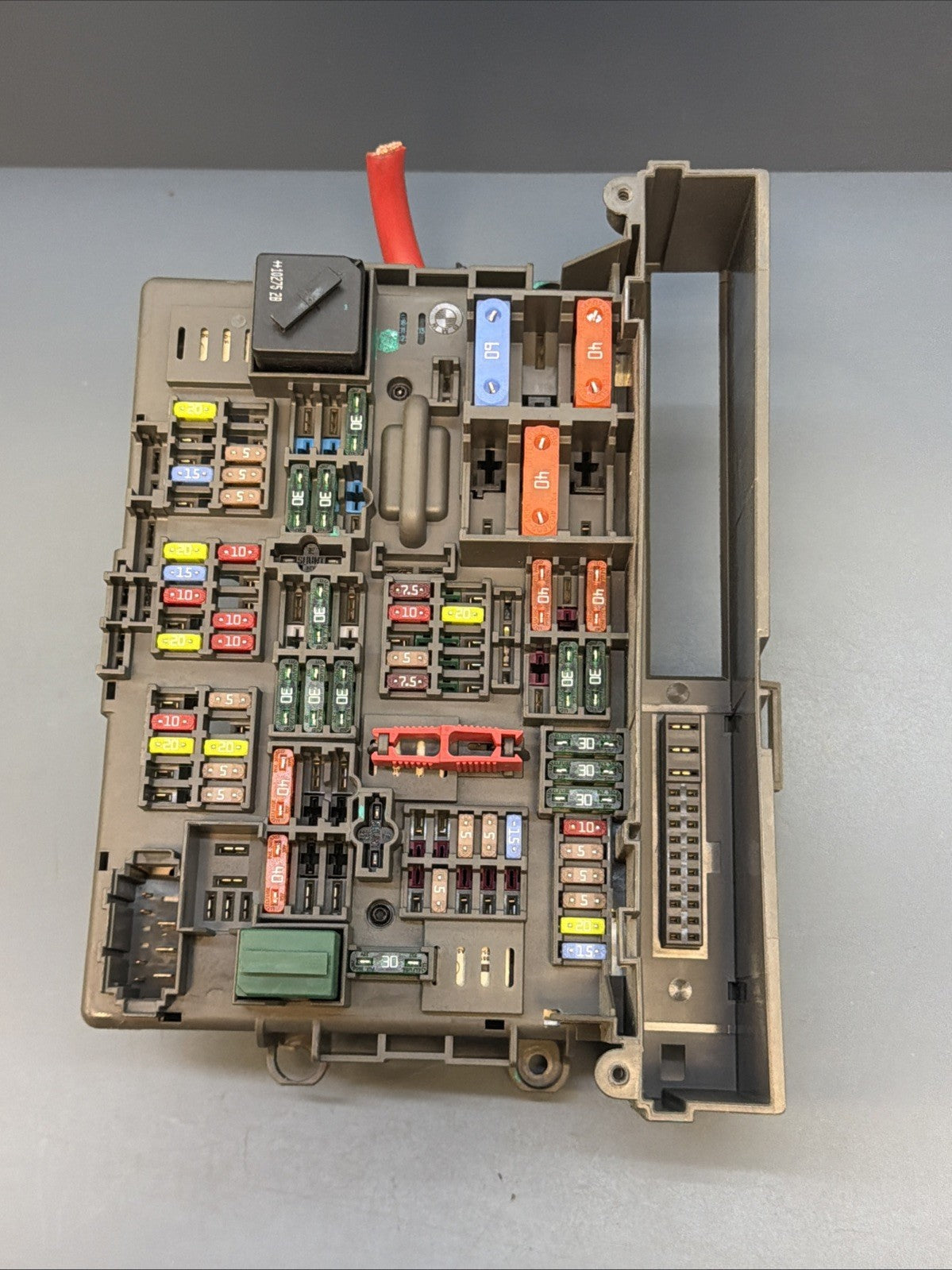 BMW 1 3 X1 Series E90 E91 E84 E87 Fuse Box Front Power Distribution 9119444