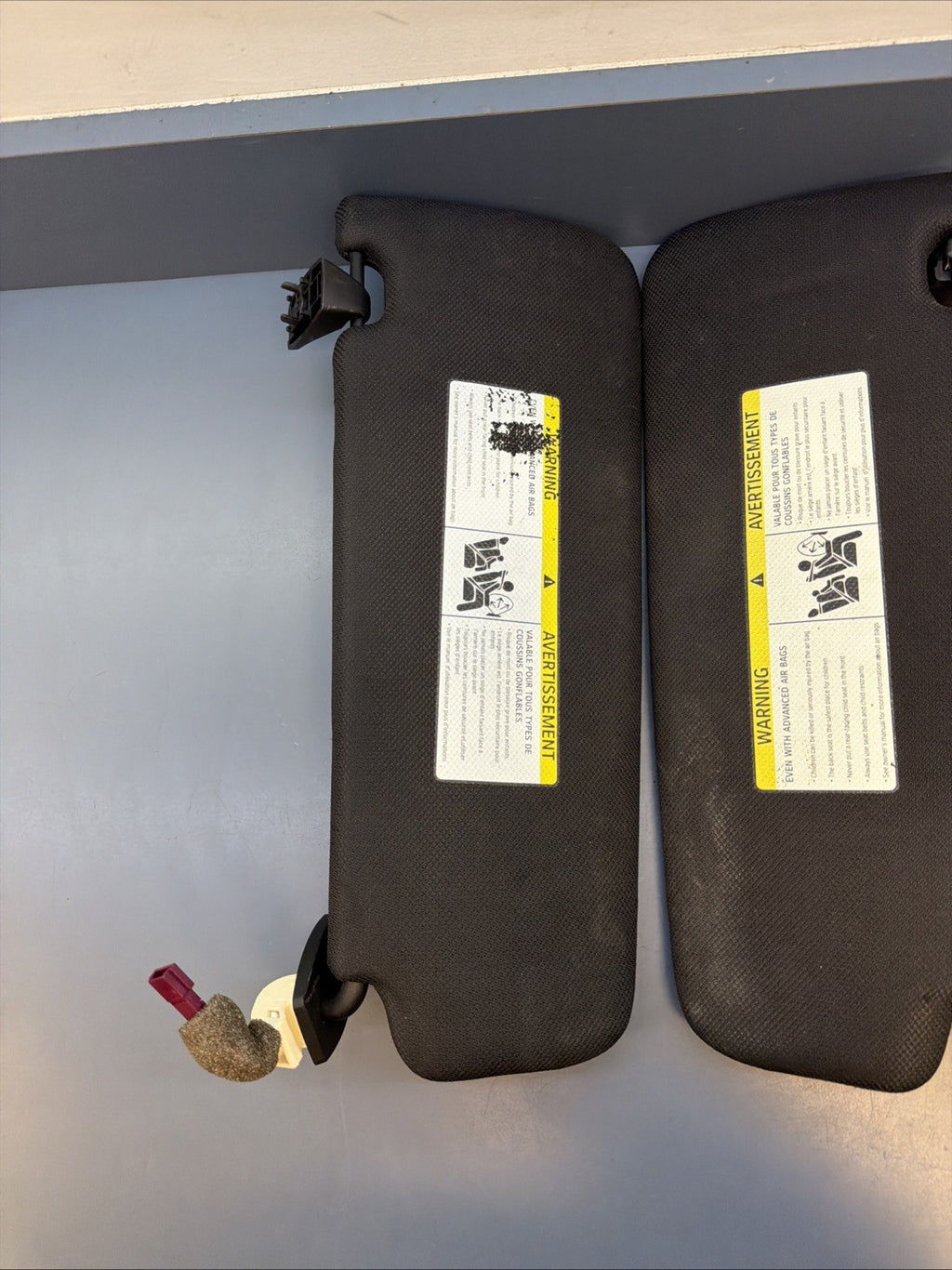 11-16 BMW F10 5 SERIES Right & Left  WINDSHIELD SUN VISOR BLACK 8038165 8038166