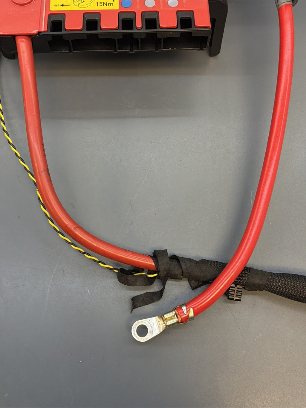 12-15 BMW X1 E84 Battery Power Distribution Junction Box OEM W CABLE 6942912