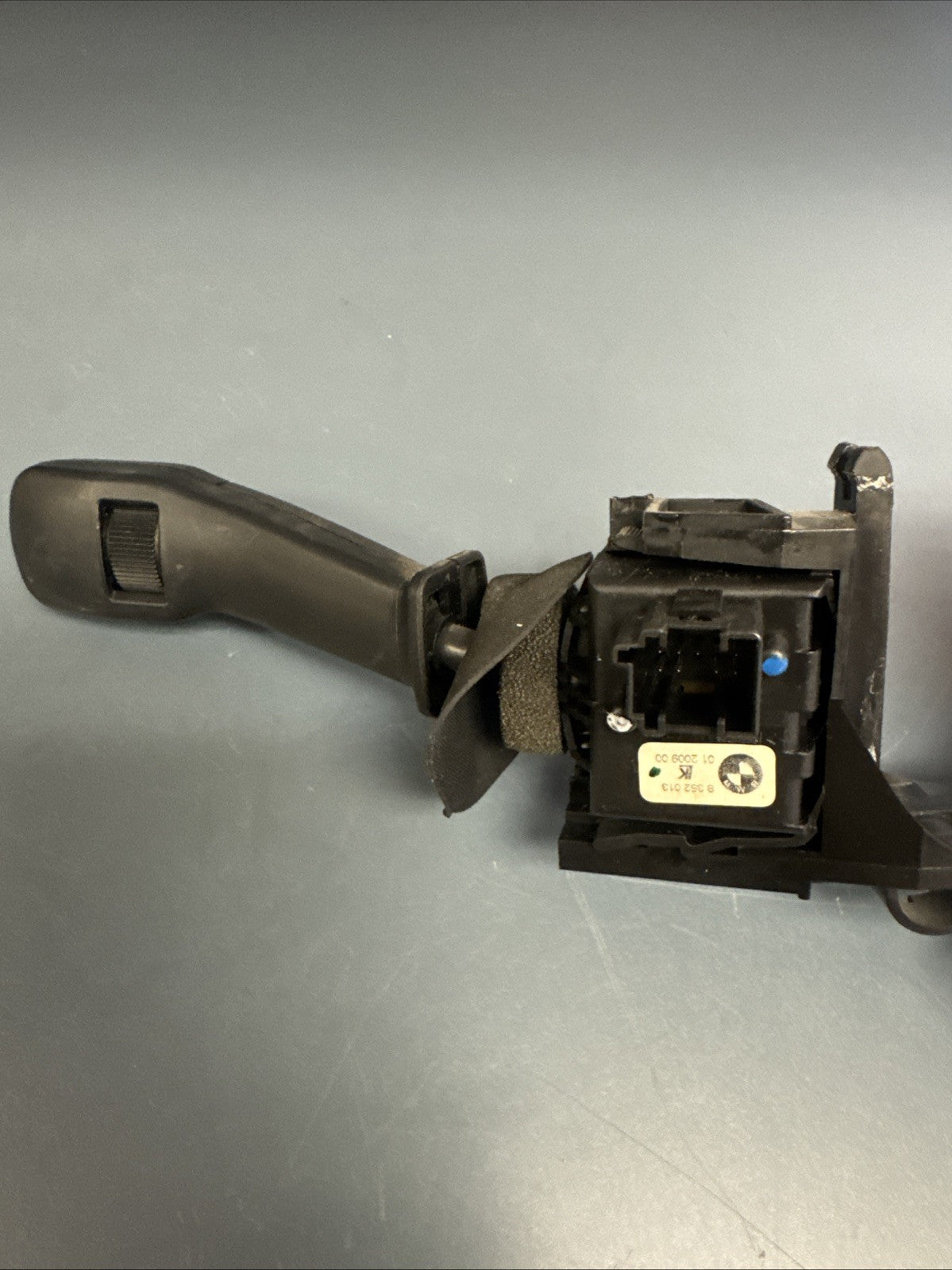 1997-2000 BMW 528I TURNSIGNAL WINDSHIELD WIPER CRUISE CONTROL SWITCH OEM 8352013