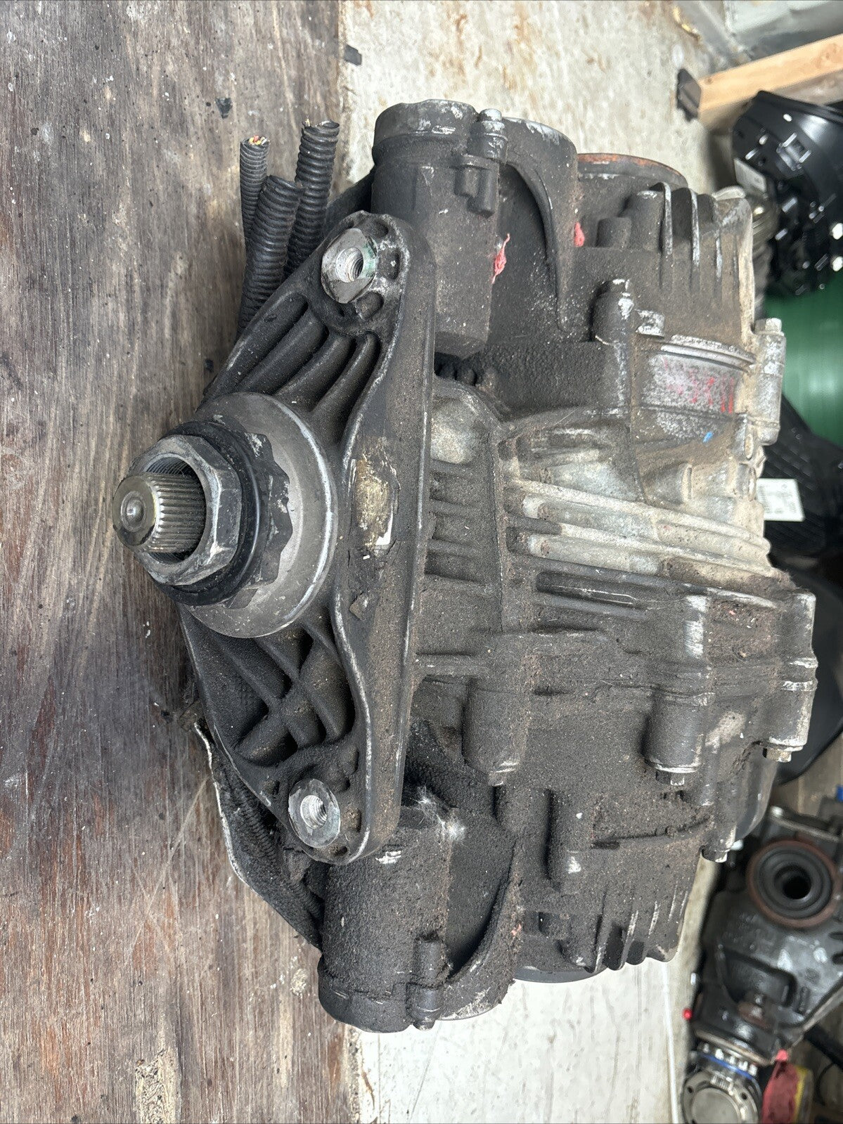 BMW E70 REAR DIFFERENTIAL X5M 3.91 FINAL DRIVE 33107597992