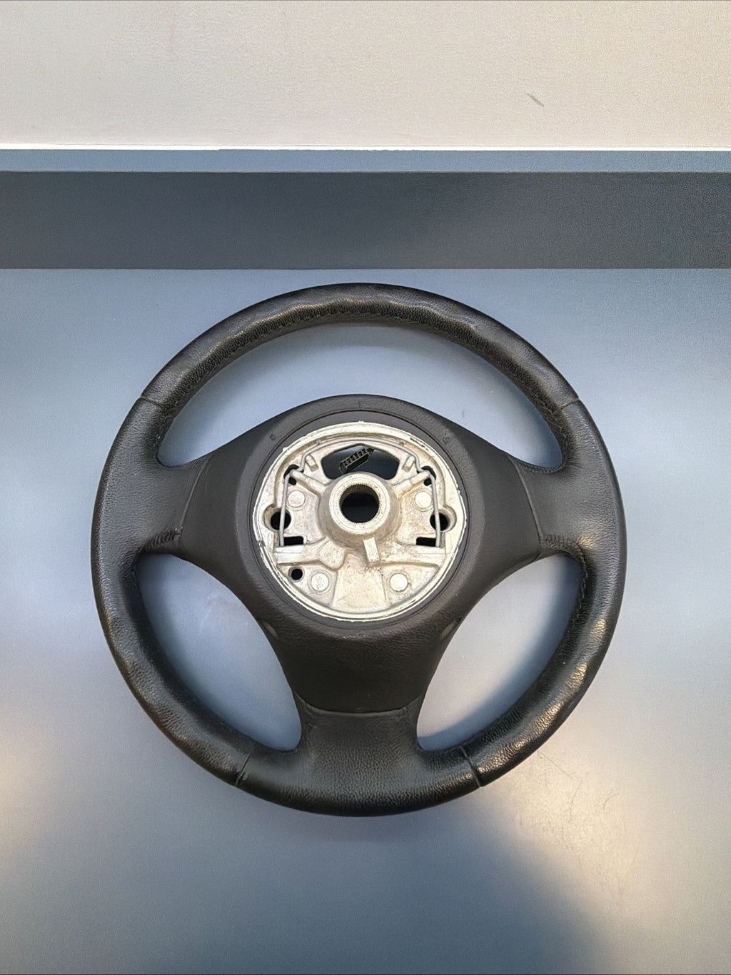 06-11 BMW E90 E91 325i 328i 330i 335i Steering Wheel Black Unit 6959893 OEM