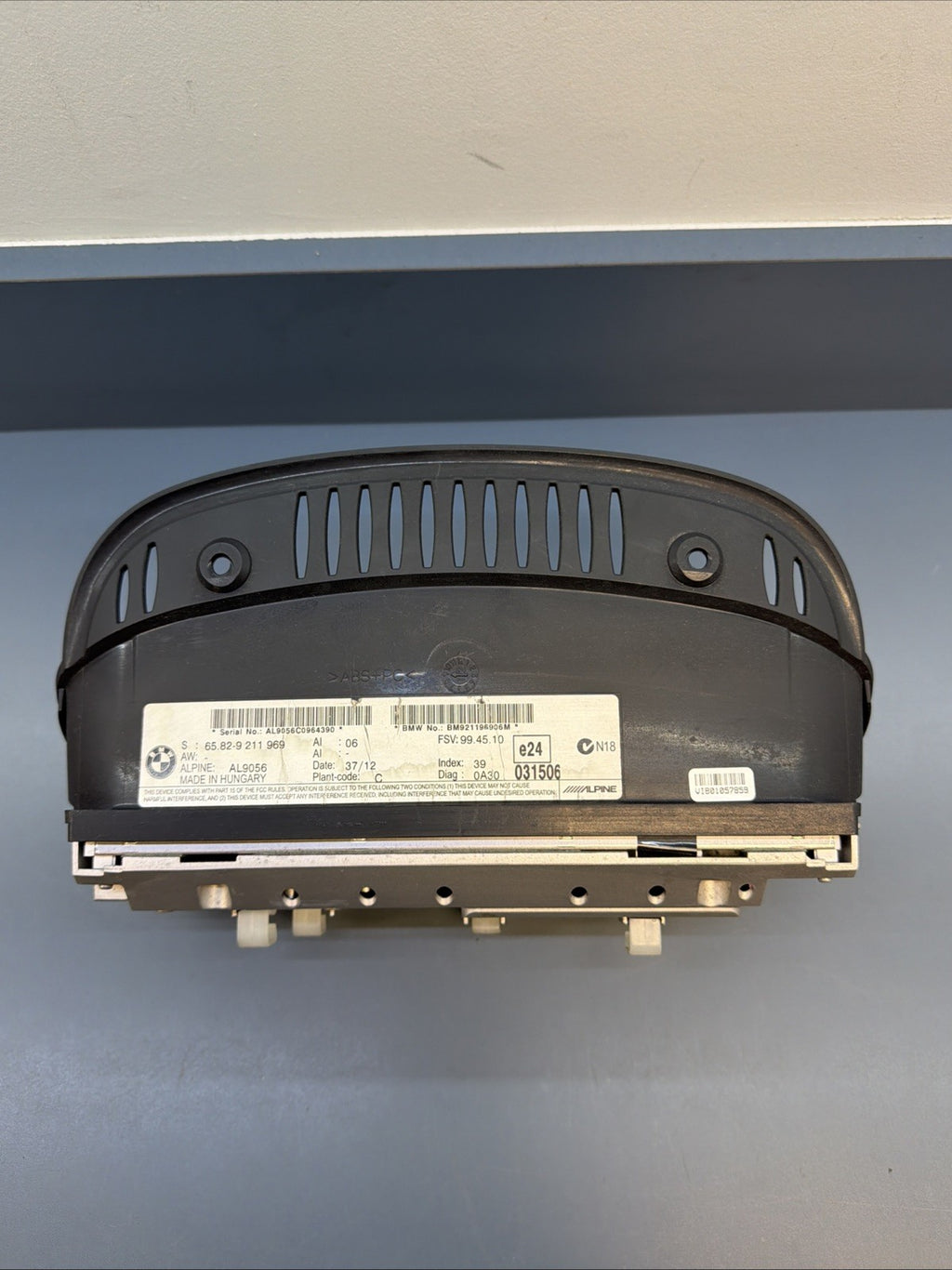 BMW E90 E60 E63 CIC Navigation On-Board Monitor Cluster Display OEM 9211969
