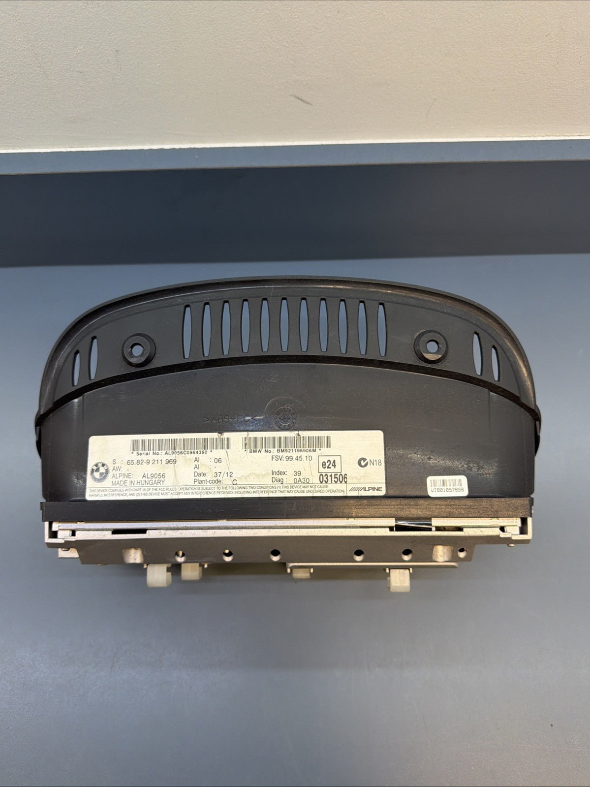 BMW E90 E60 E63 CIC Navigation On-Board Monitor Cluster Display OEM 9211969