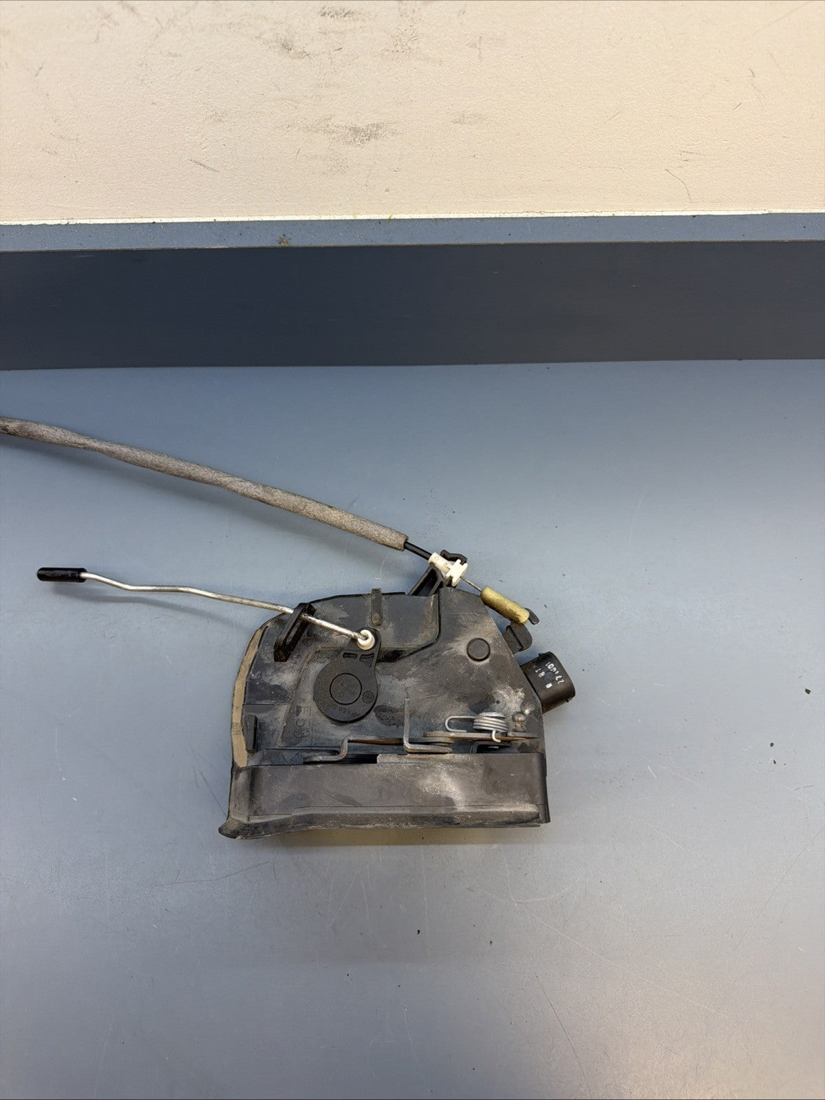00-06 BMW X5 E53 OEM FRONT RIGHT DOOR LOCK LATCH ACTUATOR 8402540
