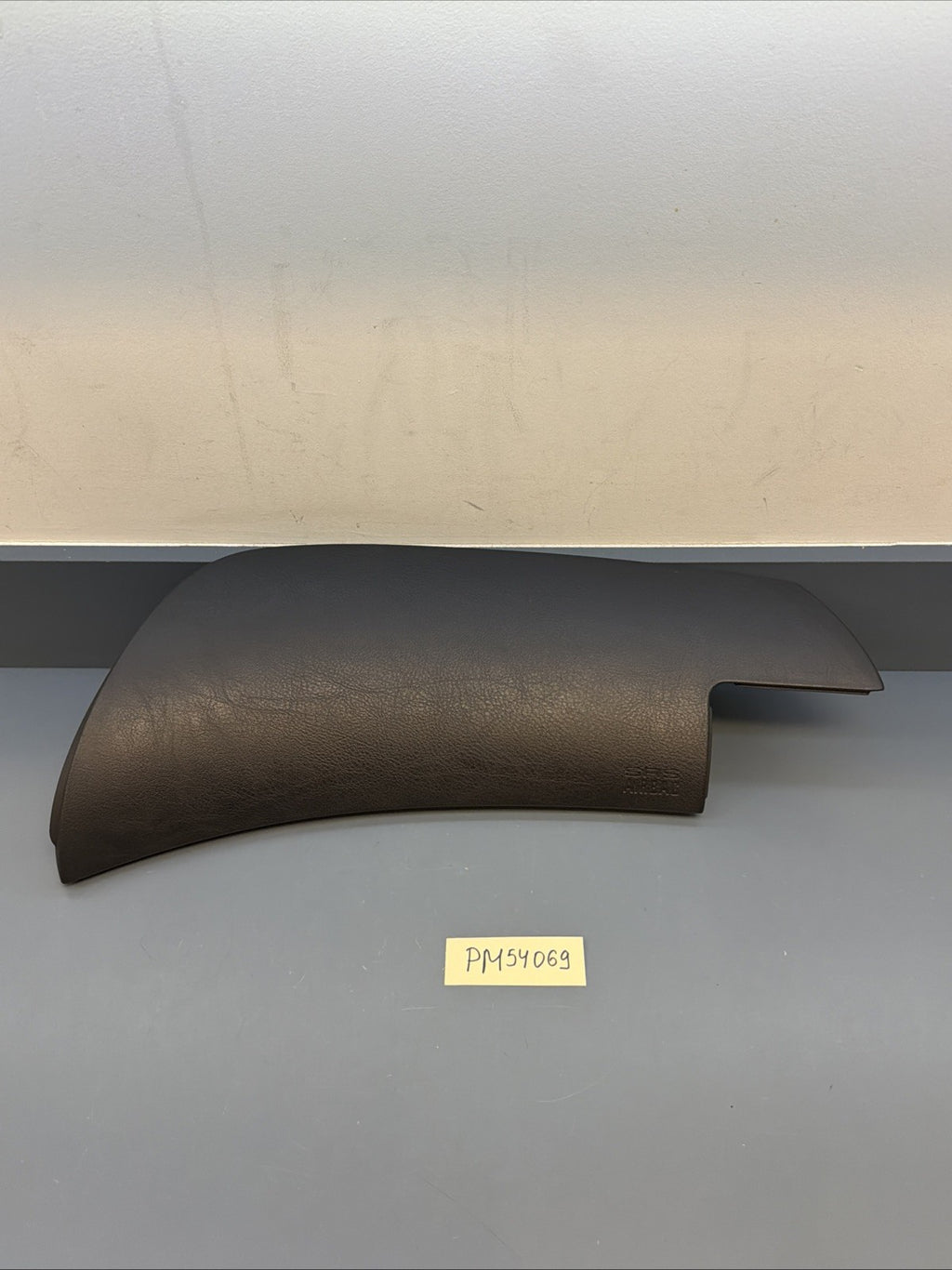 1999-2006 BMW E46 3-Series RH Passenger Air Dash Cover 8196094