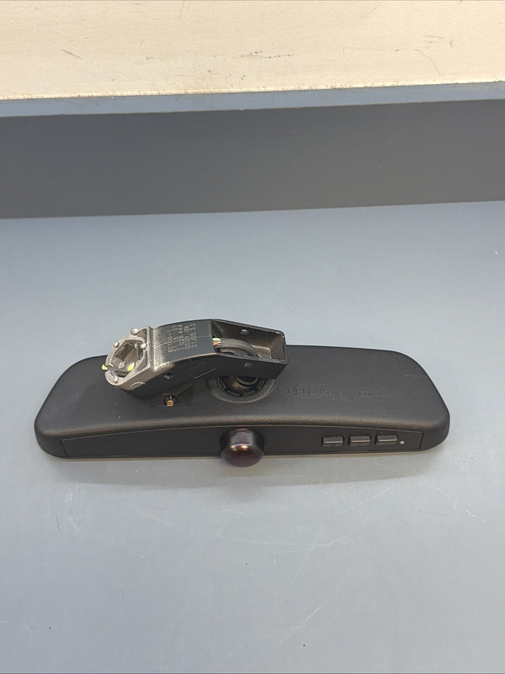 2004–2010 BMW E60 E61 E65 E66 AUTO‑DIM REAR VIEW MIRROR HOMELINK OEM 7028444