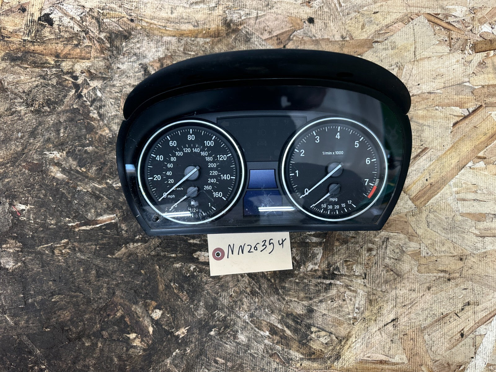 BMW 2006-2012 E90 3 SERIES SPEEDOMETER INSTRUMENT GAUGE CLUSTER MPH 9242367