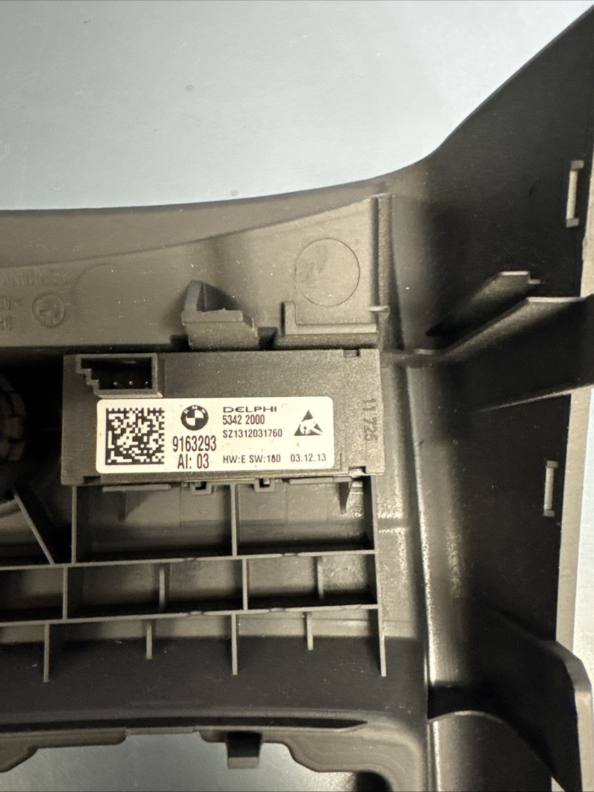 2012-2016 BMW 328i F30 Rear Center Console AC Air Vent Panel 9222046 OEM