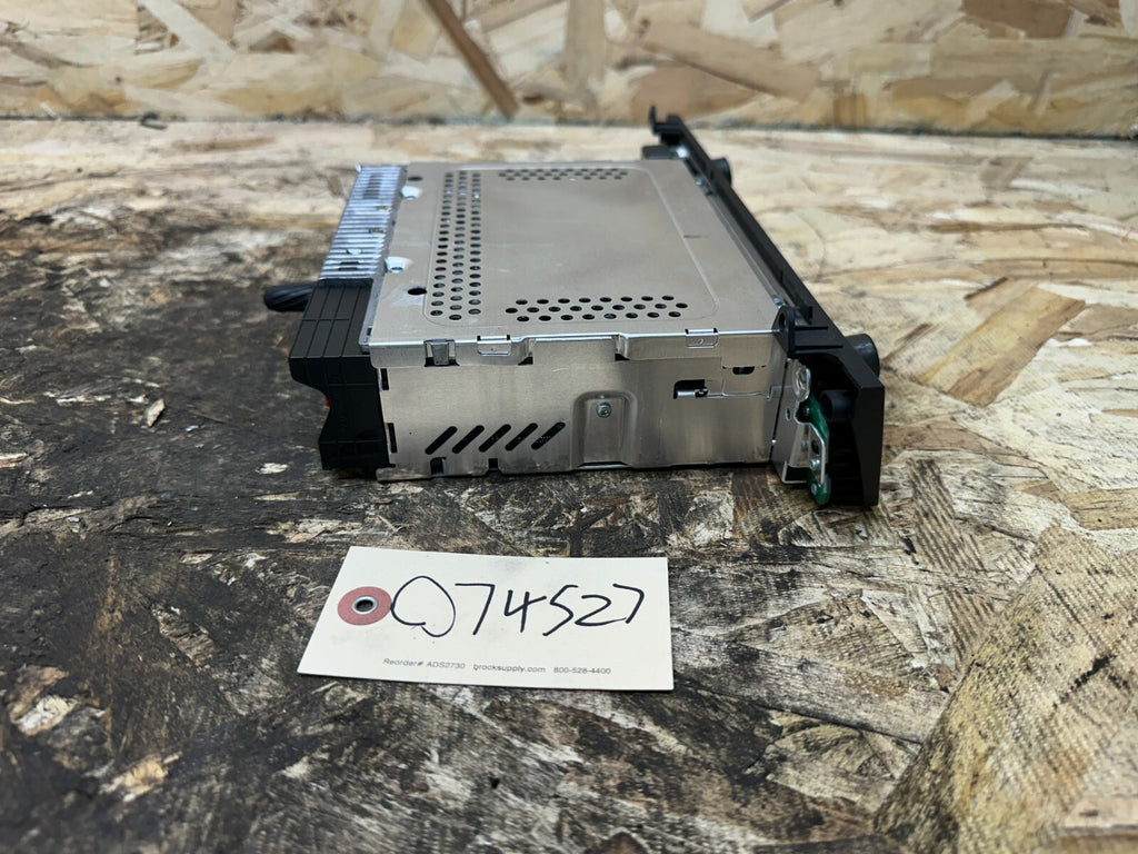 BMW 2003-2010 E83 X3 NAVIGATION AUDIO RADIO GPS HEAD UNIT OEM 6987176