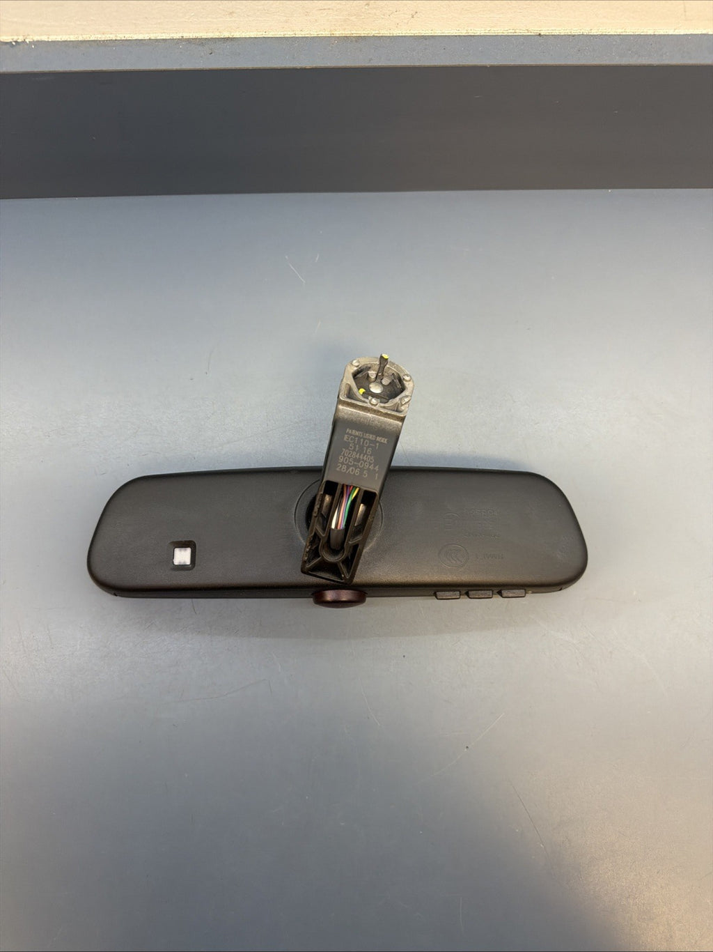 2004–2010 BMW E60 E61 E65 E66 AUTO‑DIM REAR VIEW MIRROR HOMELINK OEM 7028444