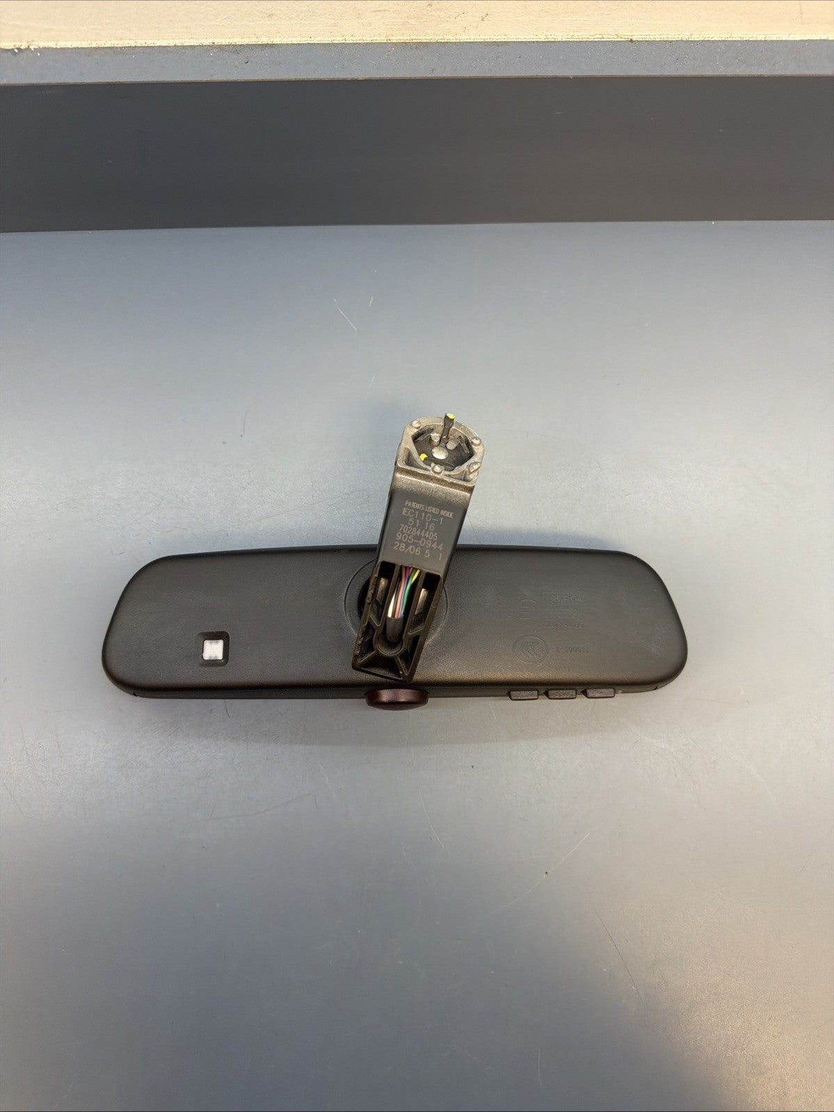 2004–2010 BMW E60 E61 E65 E66 AUTO‑DIM REAR VIEW MIRROR HOMELINK OEM 7028444