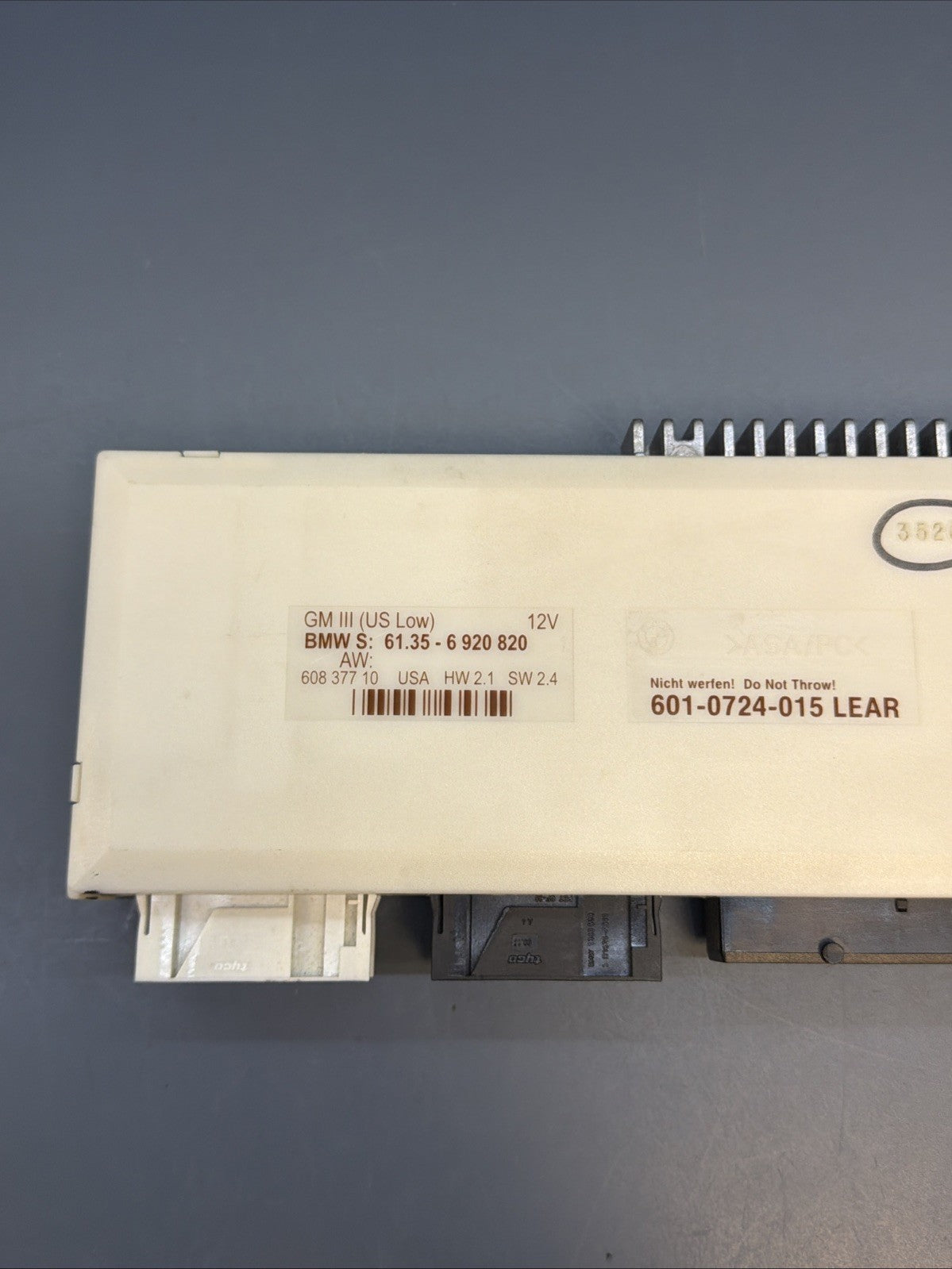 99-03 BMW E38 E39 540i 525i 530i BODY CONTROL MODULE GM III BCM 6135 6920820
