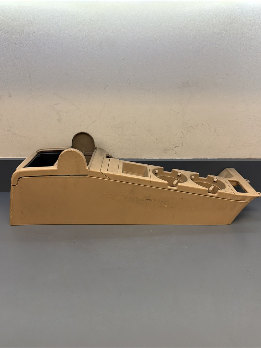 00-06 BMW E46 3-Series Center Console Cupholder Assembly BEIGE OEM 8213680 *READ
