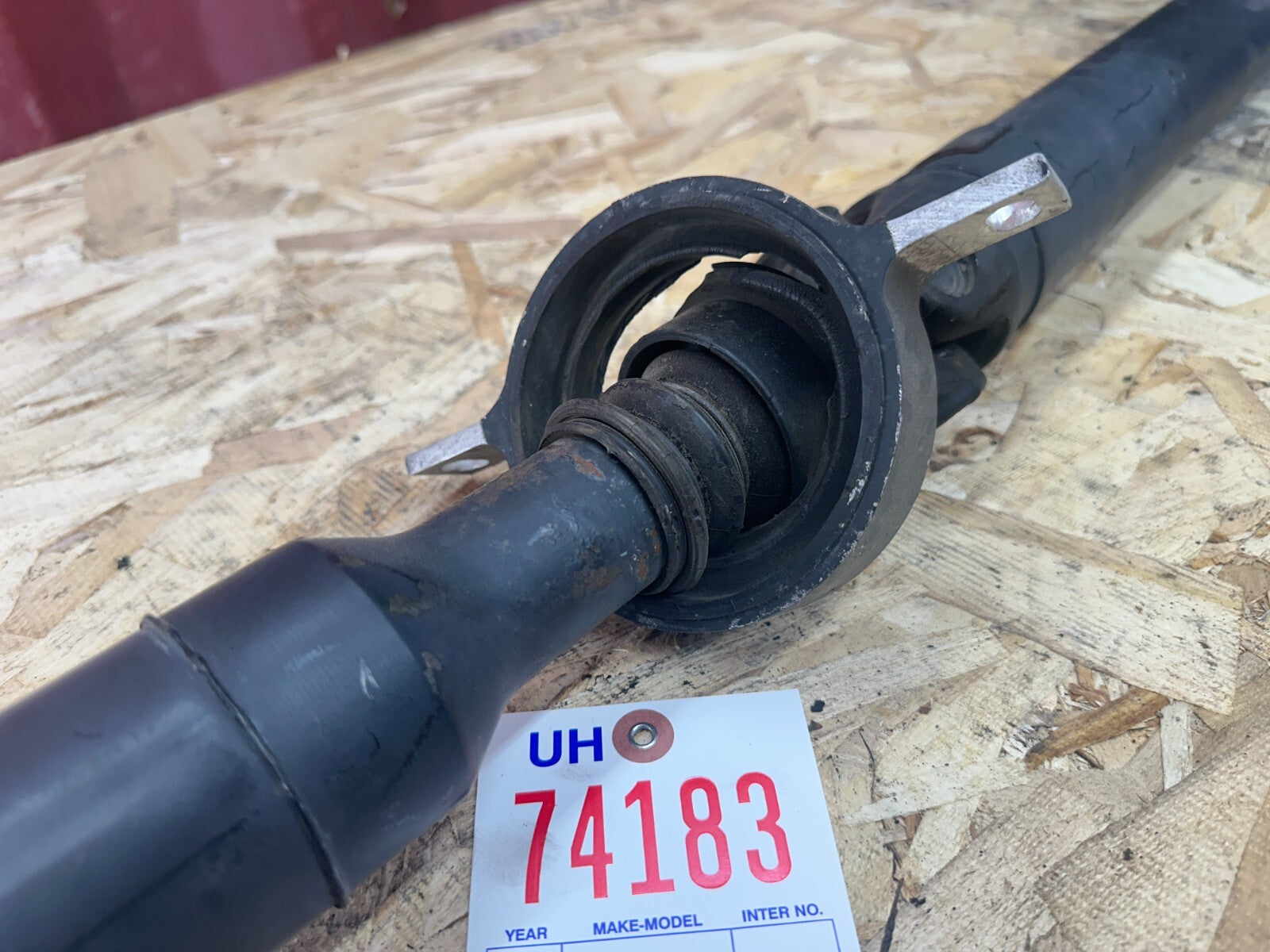 OEM BMW REAR DRIVESHAFT FITS MANUAL 06-12 E9X 330 7527356