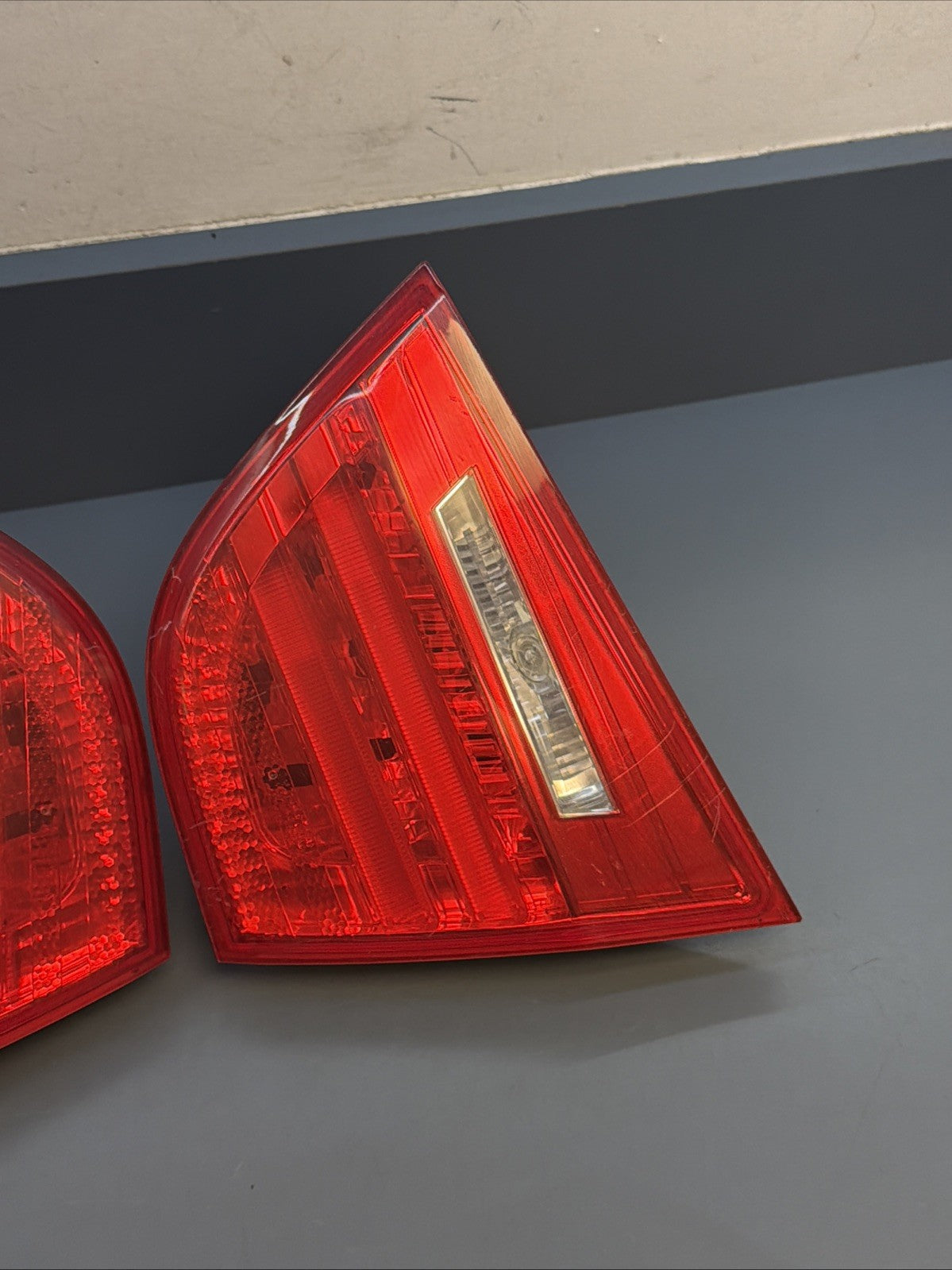 09-11 BMW E90 SEDAN LCI Rear Left Right Inner Tail Light Set OEM 7154155 7154156