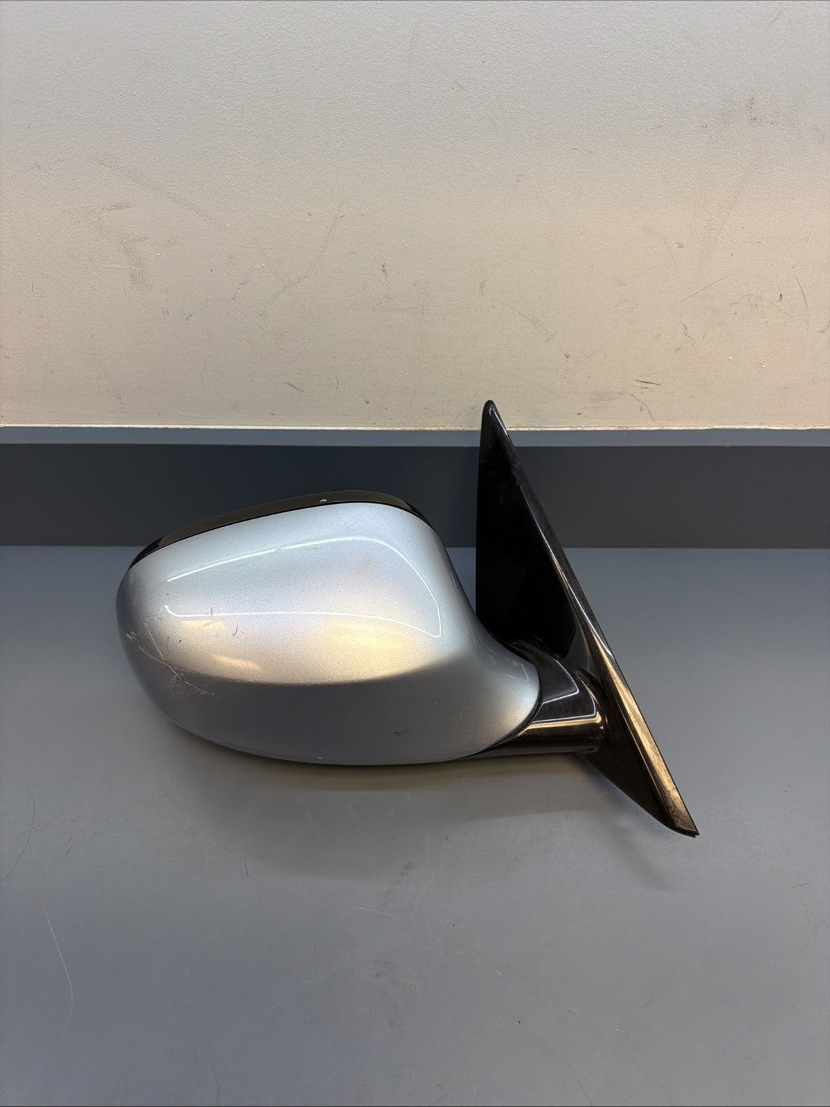 2009-2011 BMW E90 E91 3 Series Right Passenger Side Door Mirror 7182695