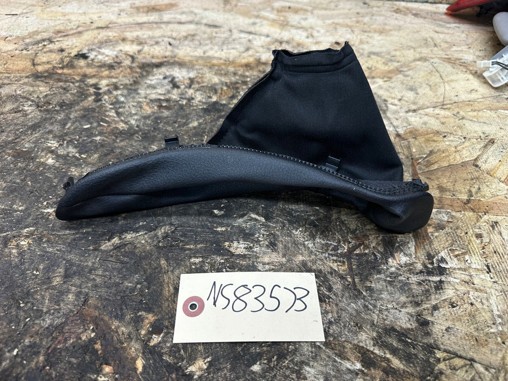 BMW F30 F31 12-19 HAND EMERGENCY PARKING BRAKE BOOT BLACK LEATHER OEM 9235425