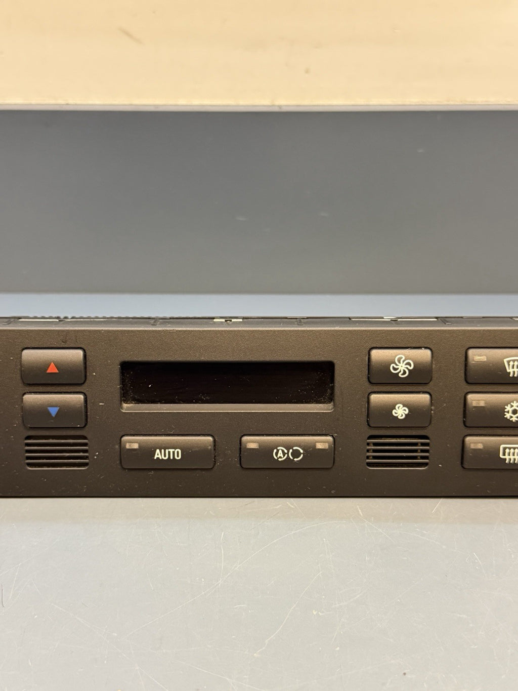 BMW 1999-2005 E46 CLIMATE CONTROL HEATER/AC PANEL AUTOMATIC OEM 6941732