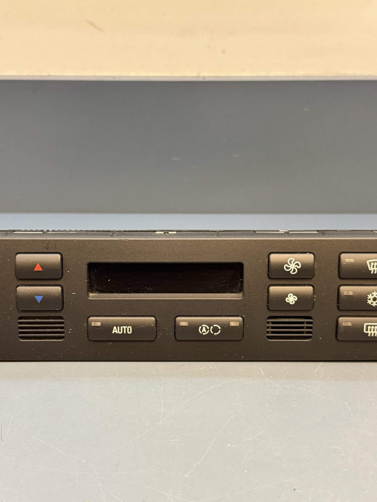 BMW 1999-2005 E46 CLIMATE CONTROL HEATER/AC PANEL AUTOMATIC OEM 6941732