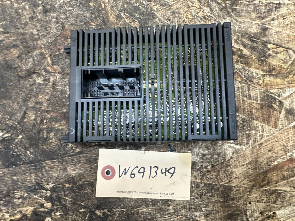 BMW 2003-2006 E83 X3 PRE LCI FOOTWELL LIGHTING CONTROL MODULE OEM 3420784