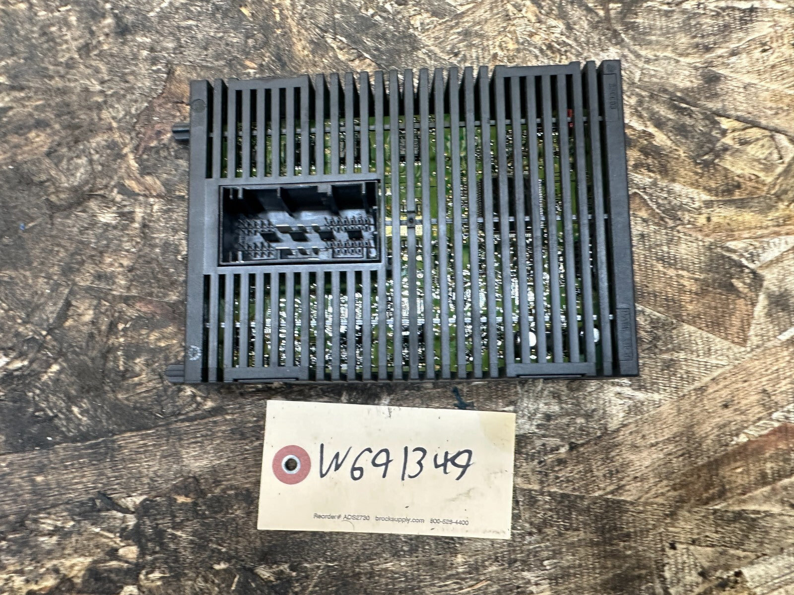 BMW 2003-2006 E83 X3 PRE LCI FOOTWELL LIGHTING CONTROL MODULE OEM 3420784