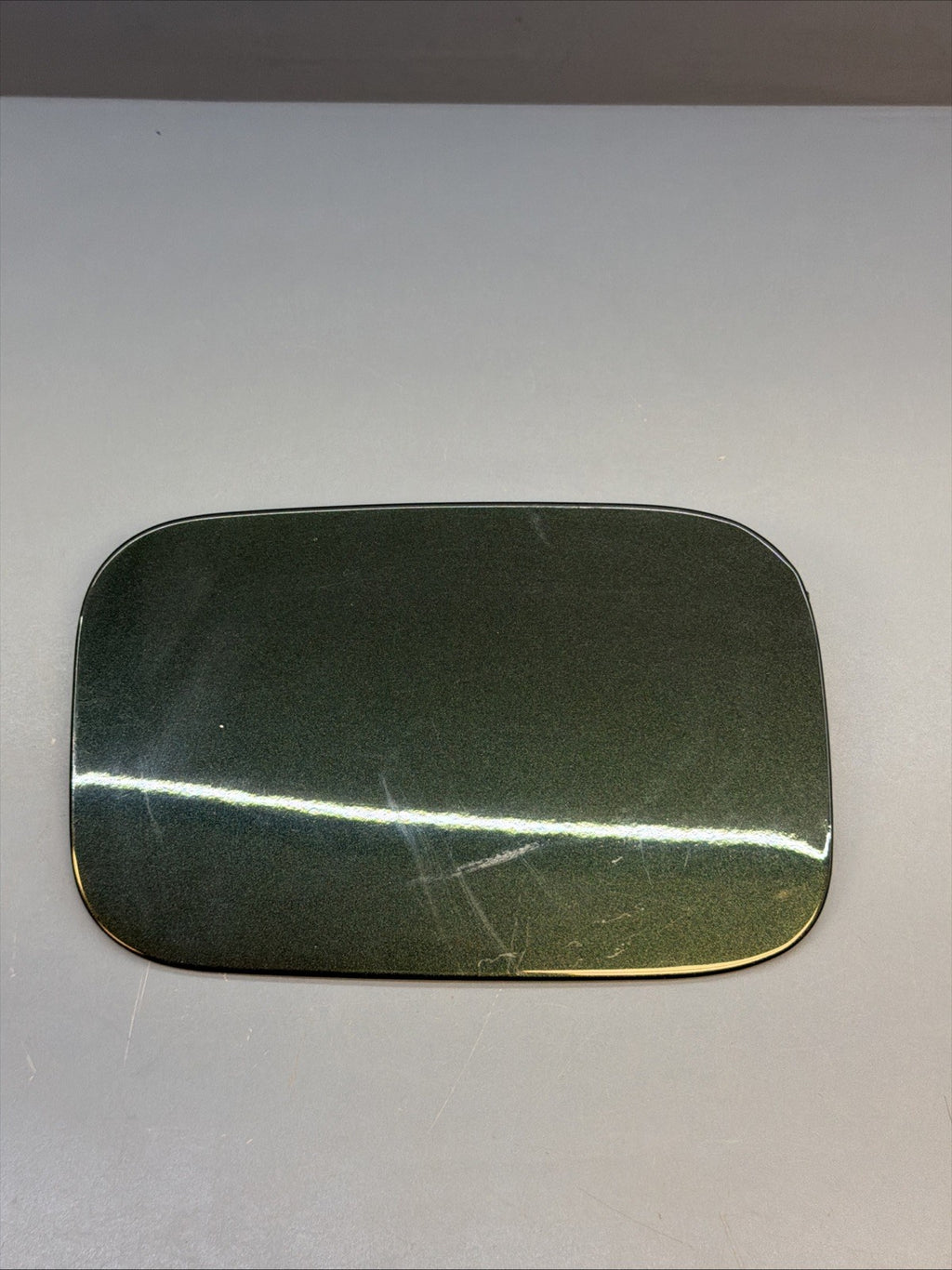 2000-2006 BMW E46 323 325 330 Sedan Fuel Gas Door Lid GREEN OEM 7509290