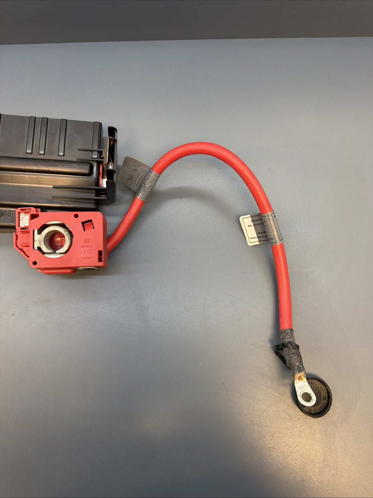 BMW X1 E81 E82 E84 E87 E88 E90 E91 E92 Power Distribution Box Fuse Unit 6942912