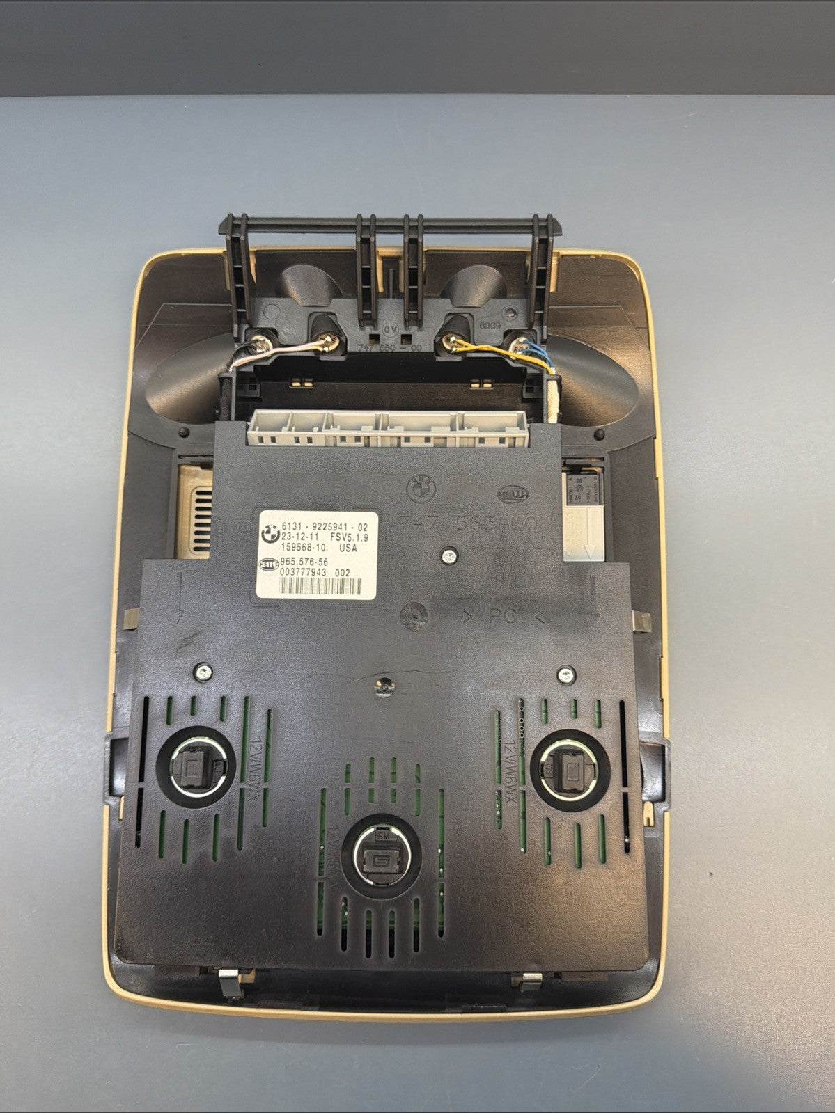 07-14 BMW E70 E71 X5 X6 Dome Map Light Sun Roof & SOS Switch Unit 9225941 OEM