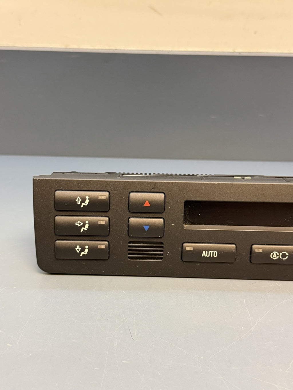 BMW 1999-2005 E46 CLIMATE CONTROL HEATER/AC PANEL AUTOMATIC OEM 6941732