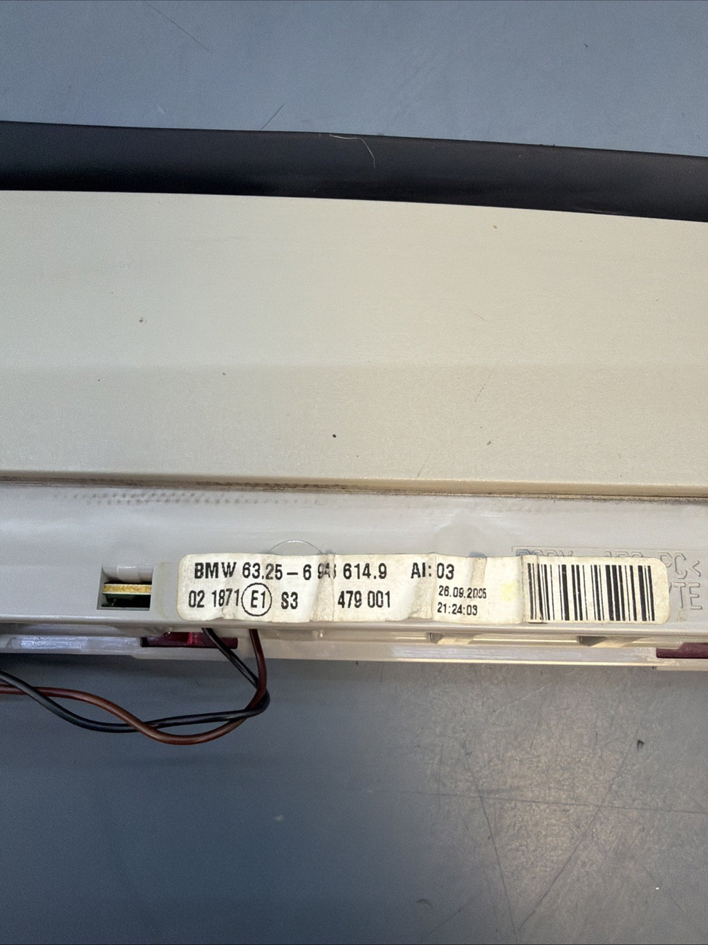 06-12 BMW E90 3 Series 325 328 335 M3 SEDAN Rear Trunk Third Taillight 6946614